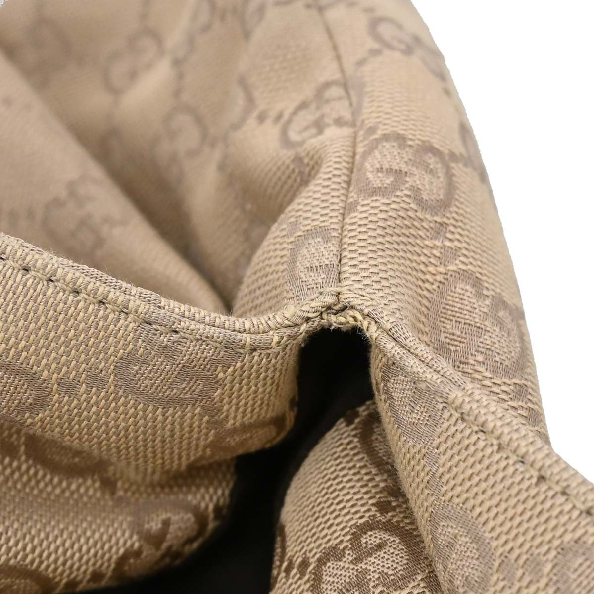 Gucci Bamboo Vintage Handbag in Beige Canvas