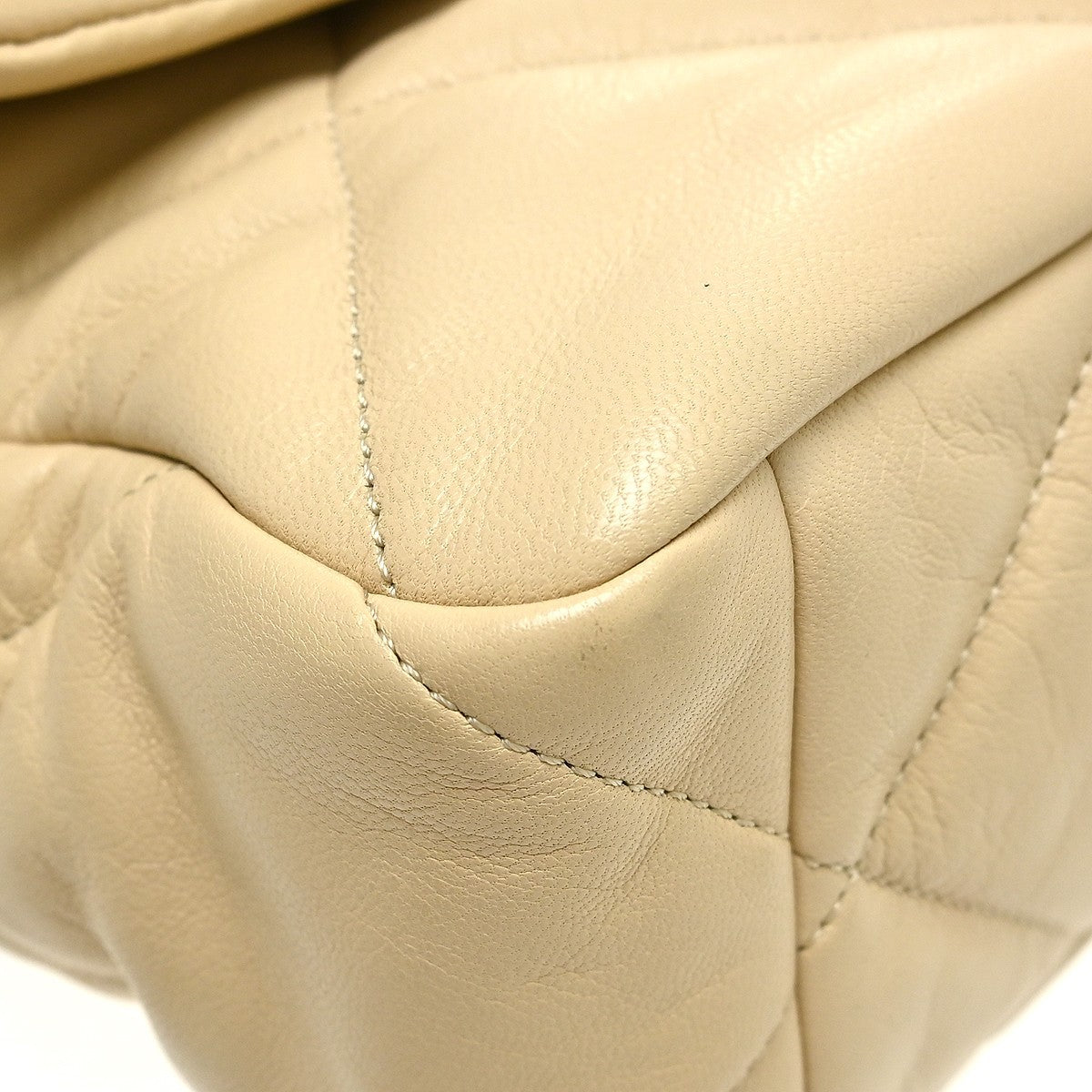 Chanel 19 Large Vintage 2-in-1 Shoulder Bag in Beige Lambskin
