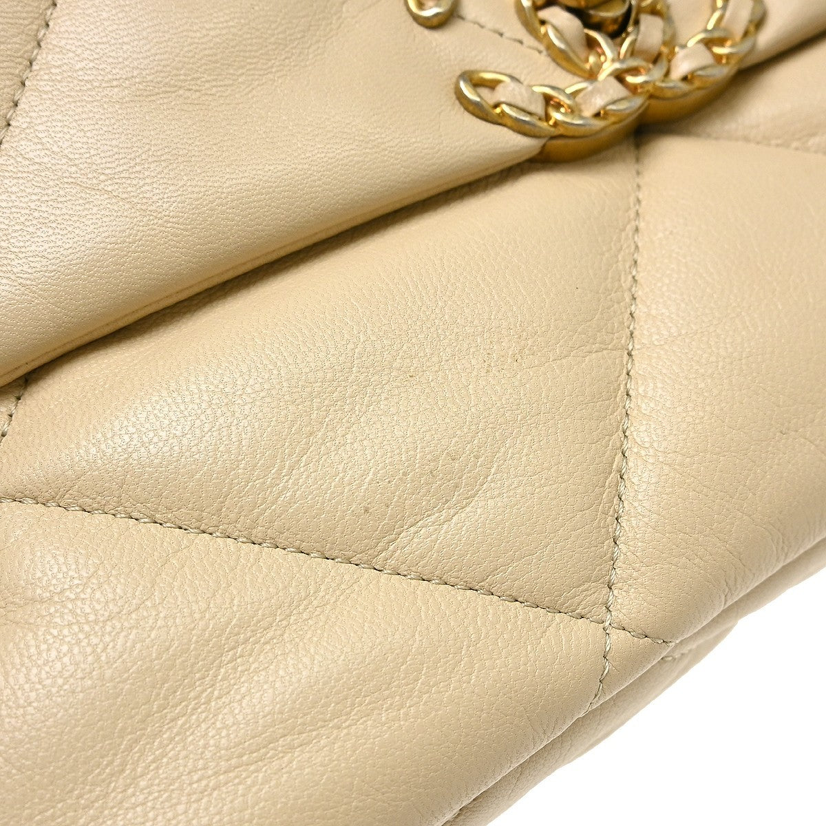 Chanel 19 Large Vintage 2-in-1 Shoulder Bag in Beige Lambskin