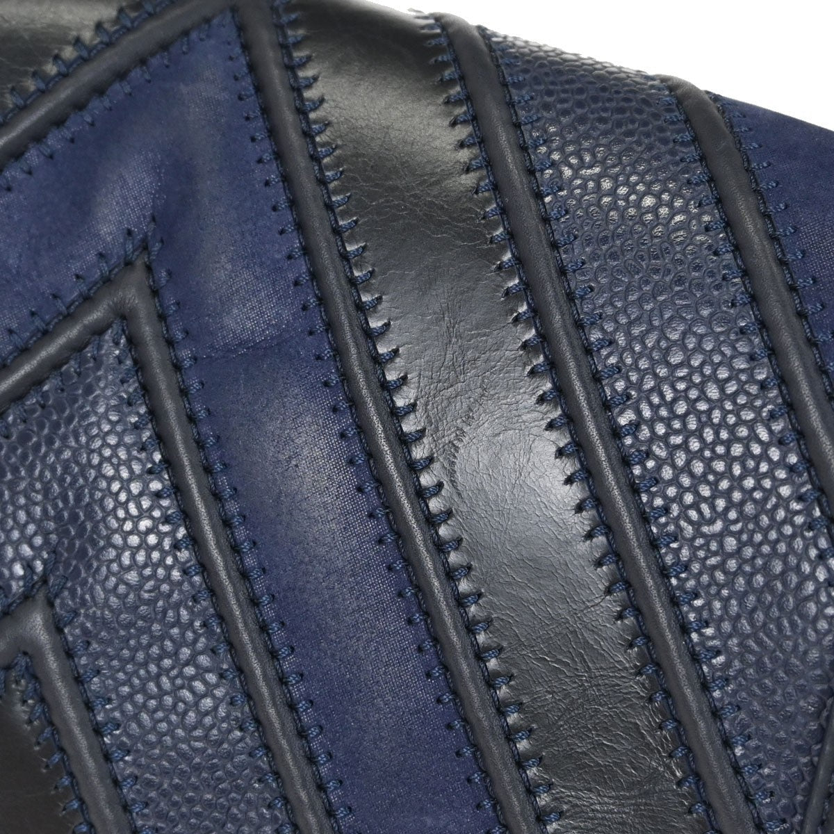 Chanel Boy Medium Vintage Shoulder Bag in Black and Navy Calfskin
