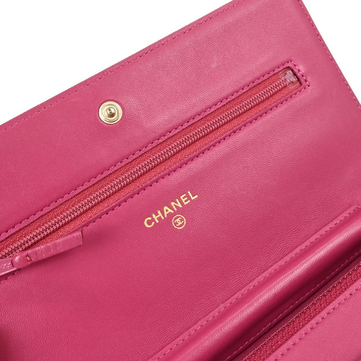 Chanel Camellia Wallet on Chain Vintage Crossbody Bag in Pink Lambskin