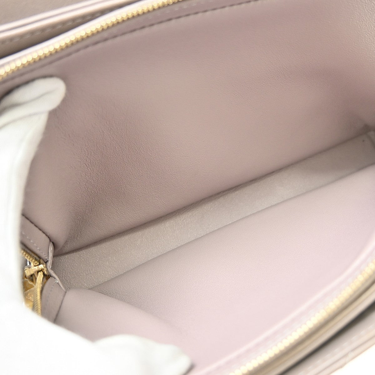 Chanel Chevron Vintage Shoulder Bag in Purple Calfskin