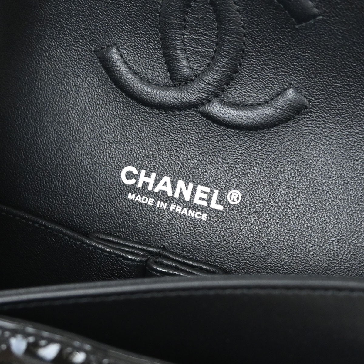 Chanel Classic Double Flap Medium Vintage Shoulder Bag in Black Patent Leather