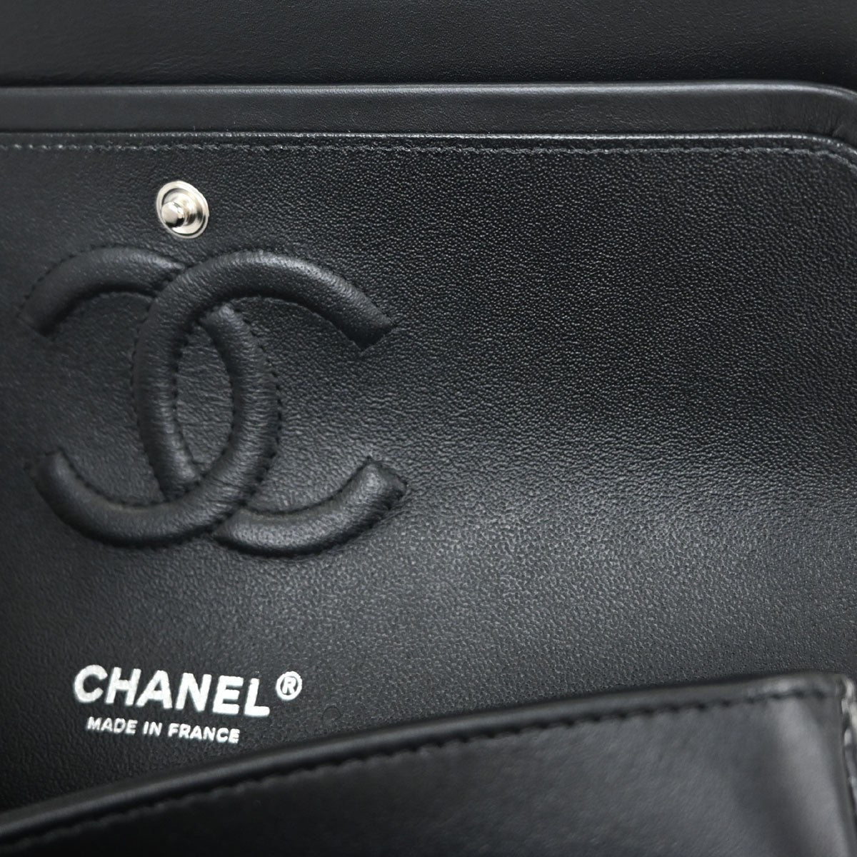 Chanel Classic Double Flap Medium Vintage Shoulder Bag in Black Patent Leather