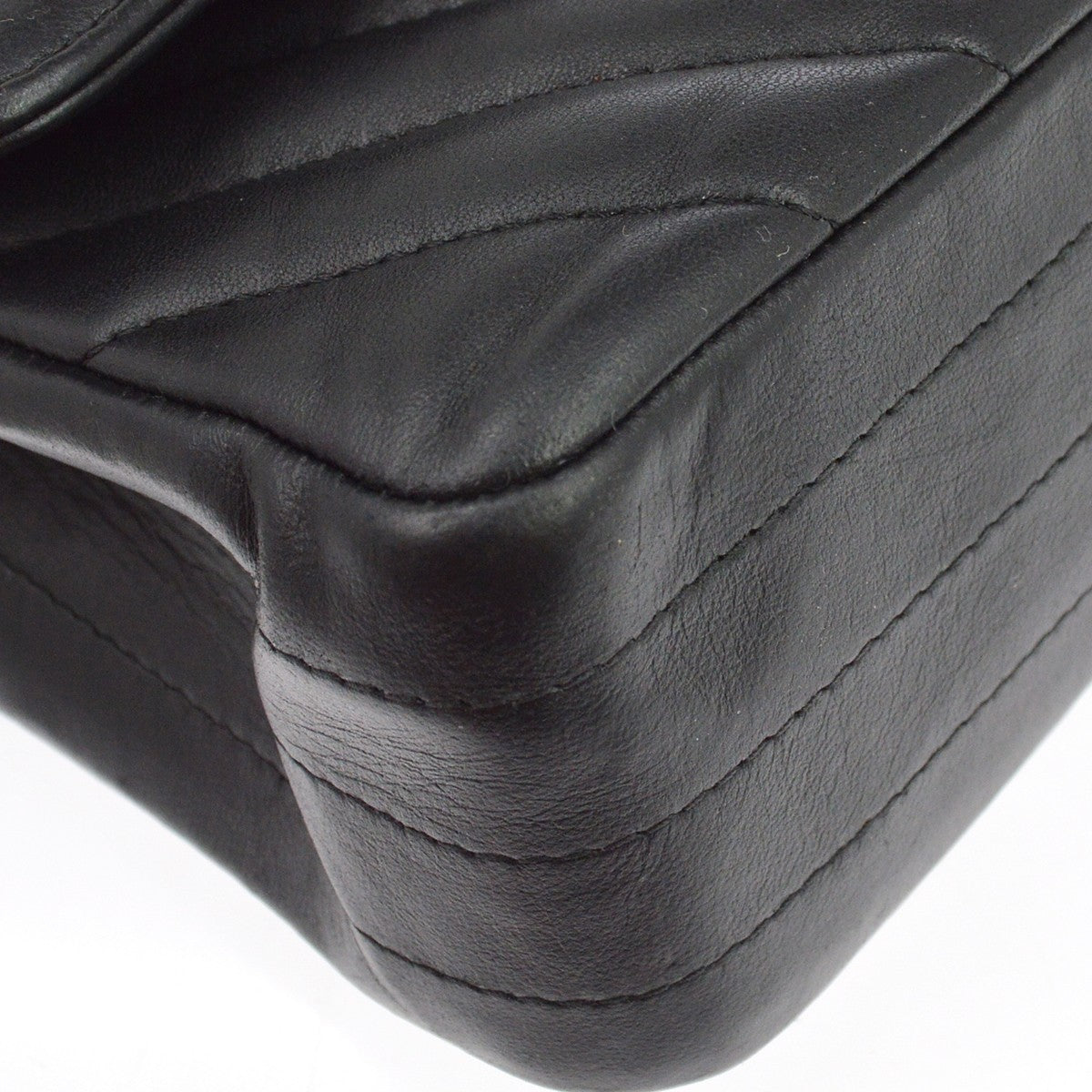 Chanel Classic Double Flap Medium Vintage Shoulder Bag in Black Lambskin