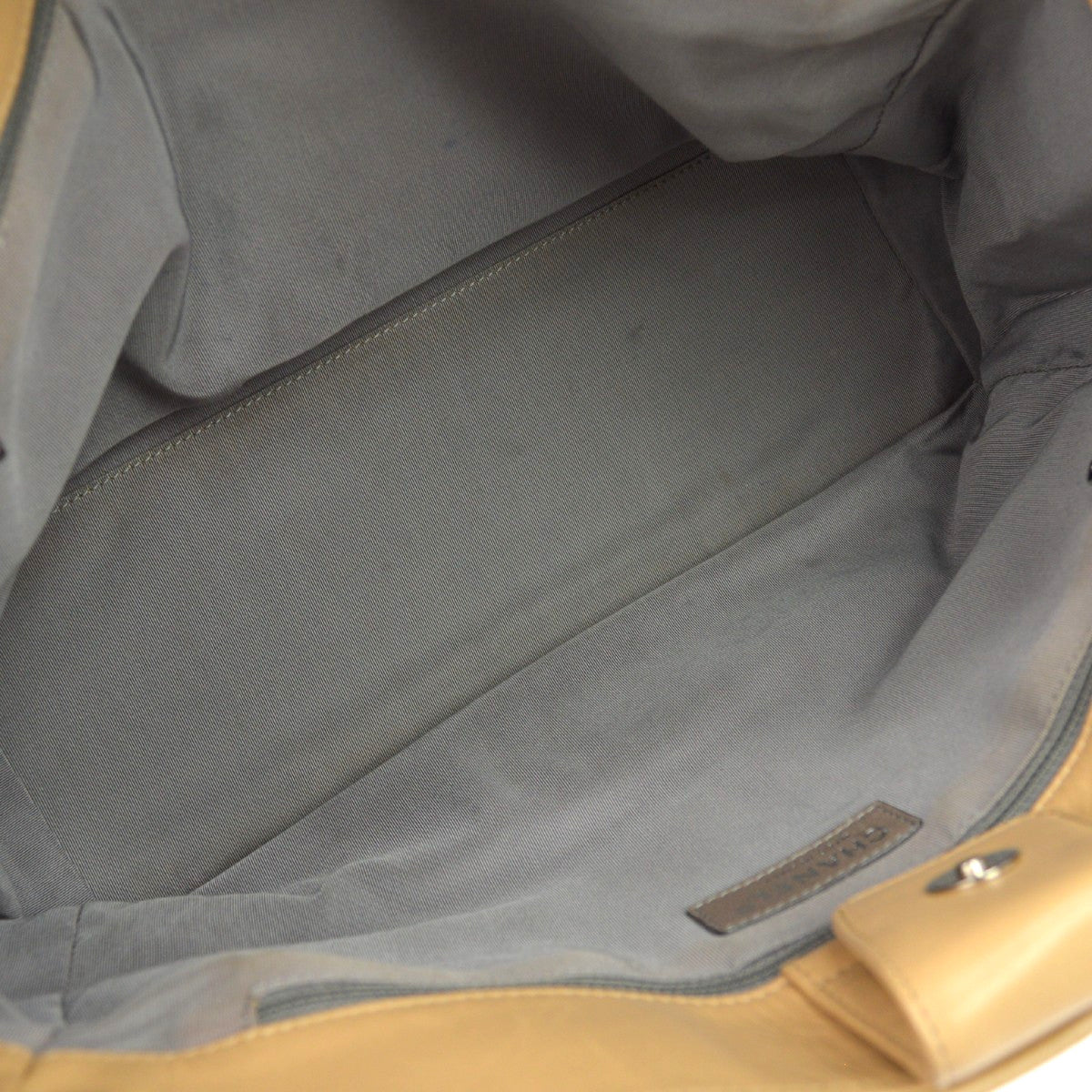 Chanel Executive Cerf Tote Vintage Tote Bag in Beige Lambskin