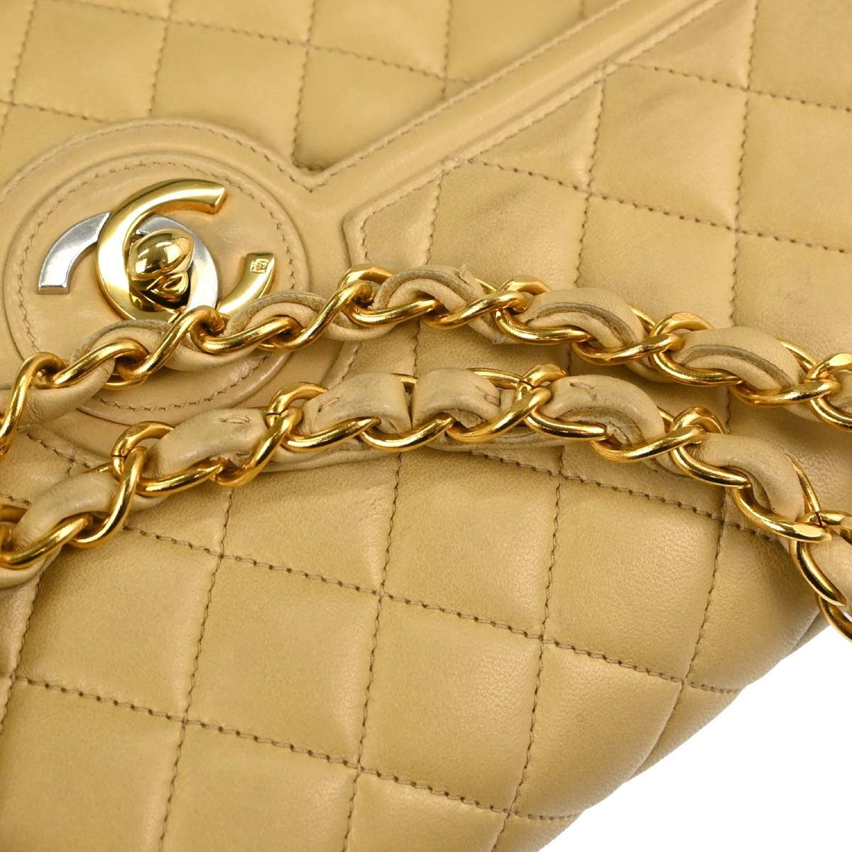 Chanel Paris Flap Vintage Shoulder Bag in Beige Lambskin