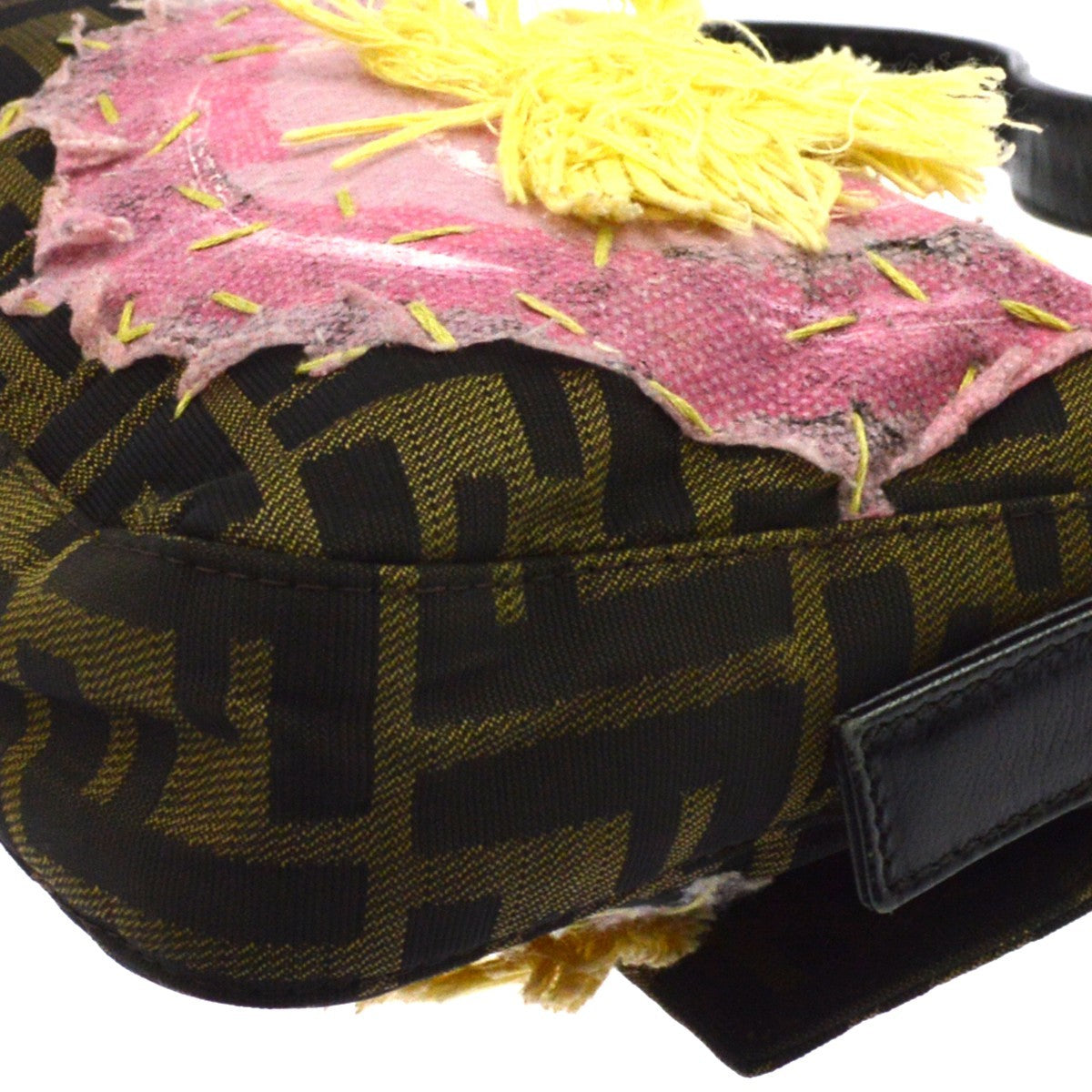 Fendi Baguette Vintage Shoulder Bag in Brown Embroidered Zucca Canvas