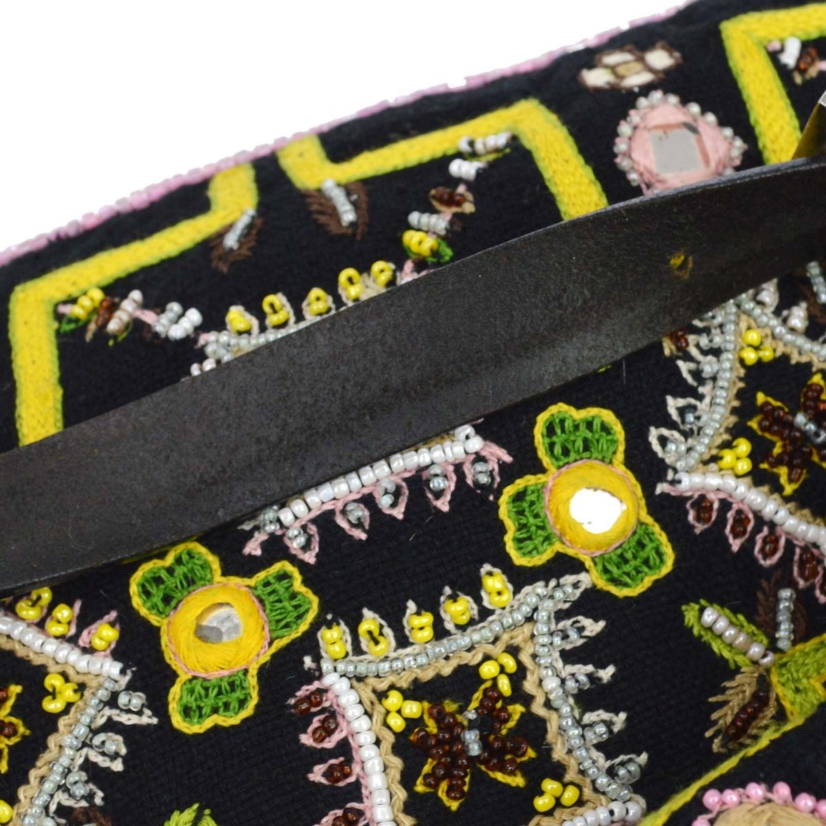 Fendi Baguette Ricamata con Frange Vintage Shoulder Bag in Black Canvas