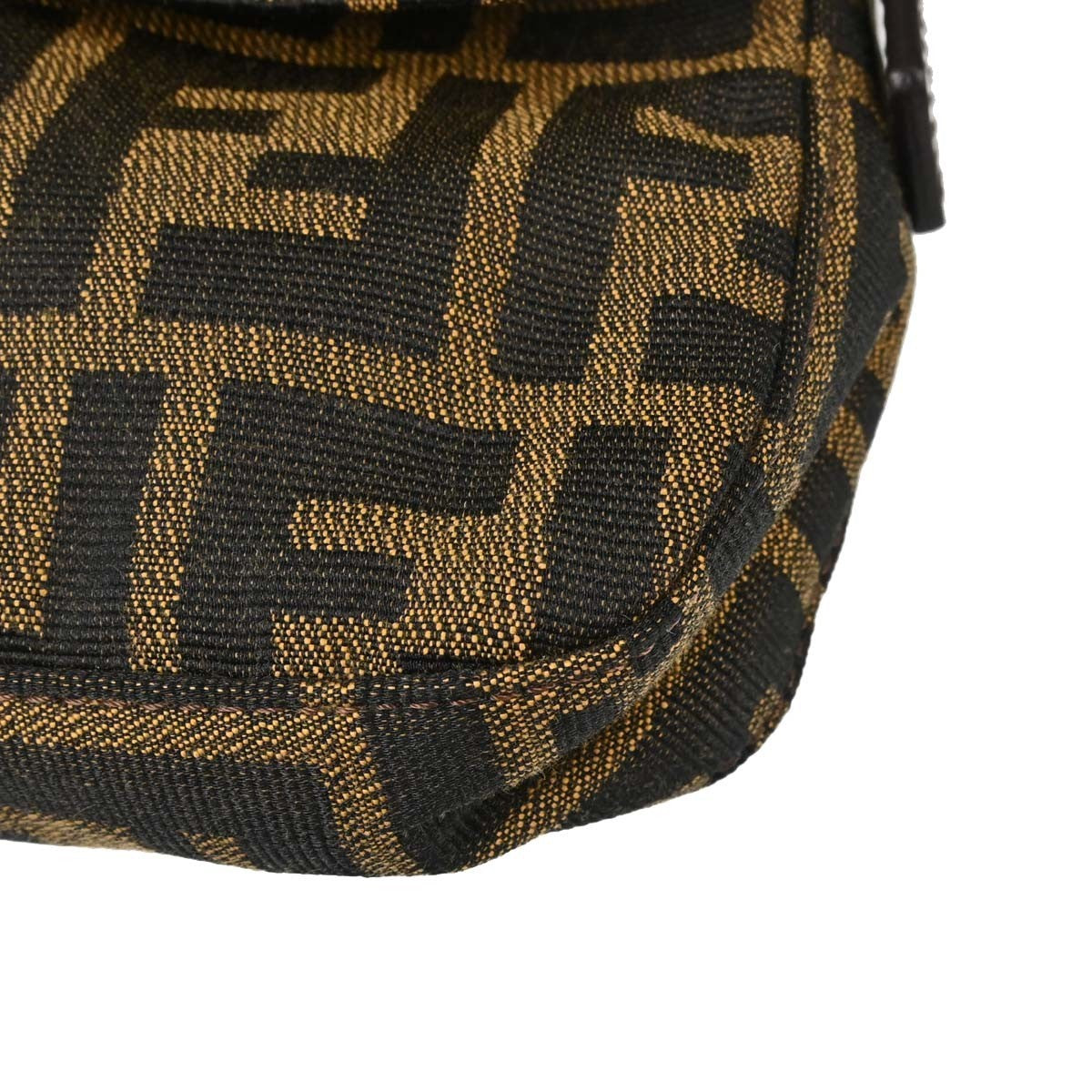 Fendi Baguette Zucca Vintage Shoulder Bag in Brown Canvas