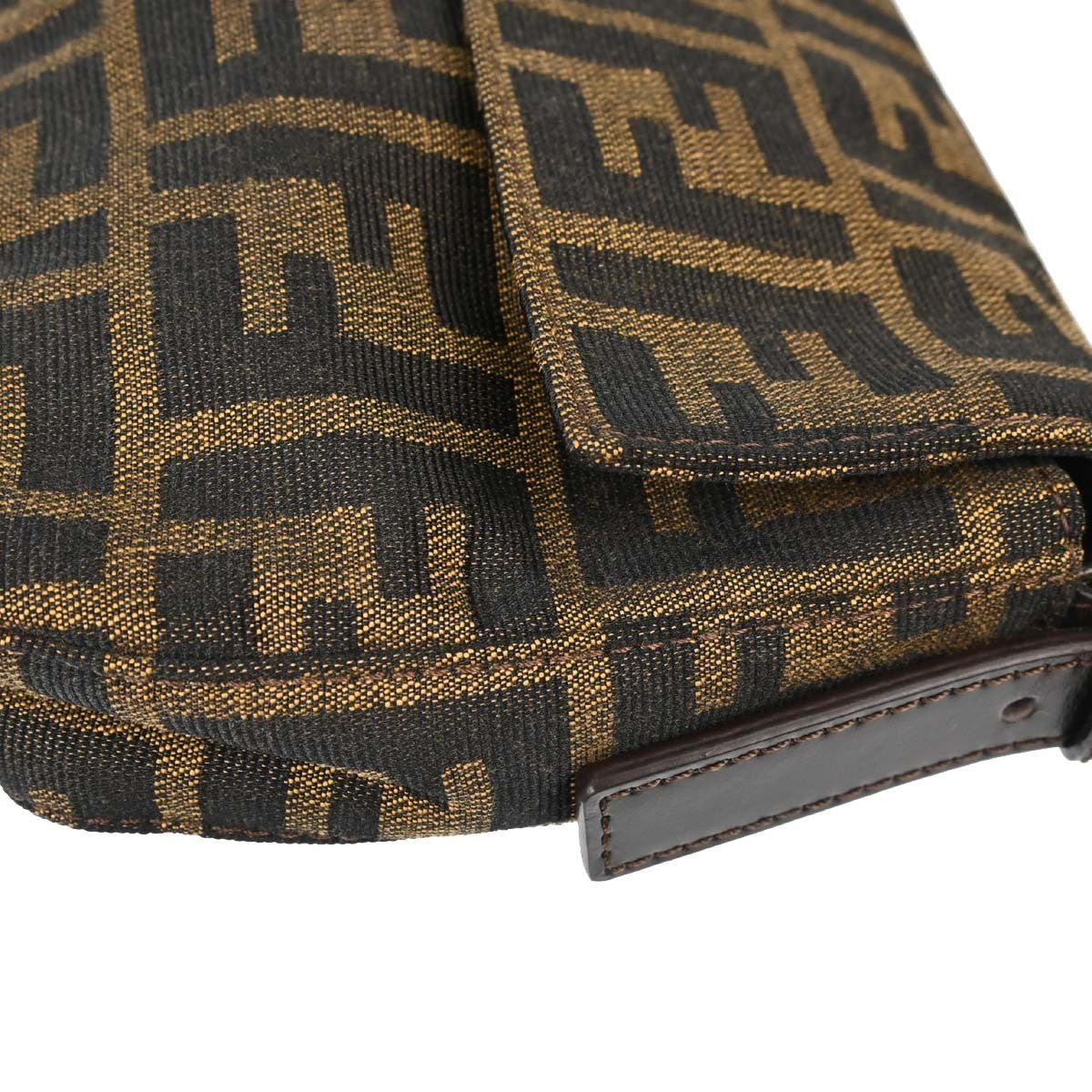 Fendi Baguette Zucca Vintage Shoulder Bag in Brown Canvas