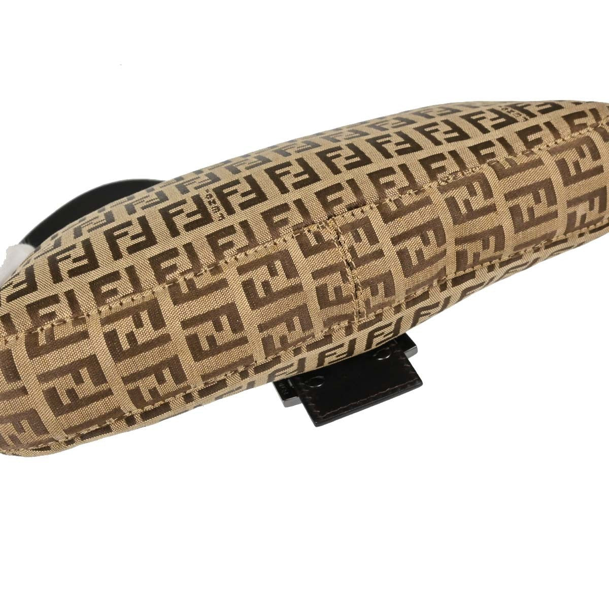 Fendi Baguette Zucchino Vintage Shoulder Bag in Beige Canvas