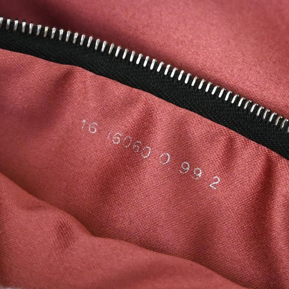 Fendi Mamma Baguette Vintage Shoulder Bag in Grey Wool