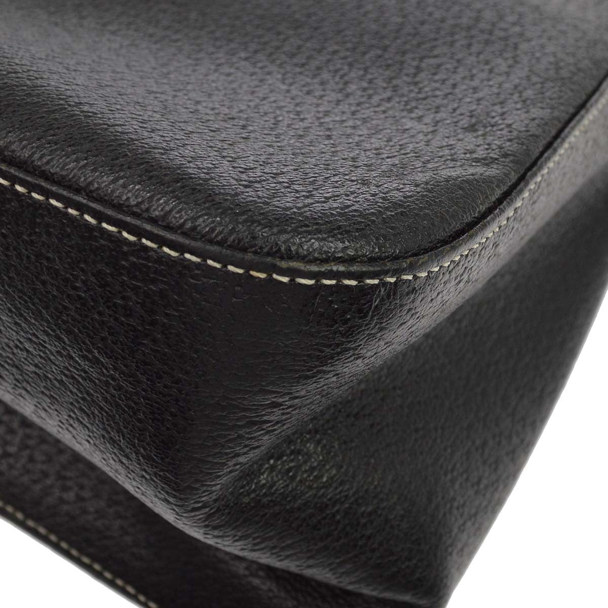 Fendi Mamma Baguette Vintage Shoulder Bag in Black Leather