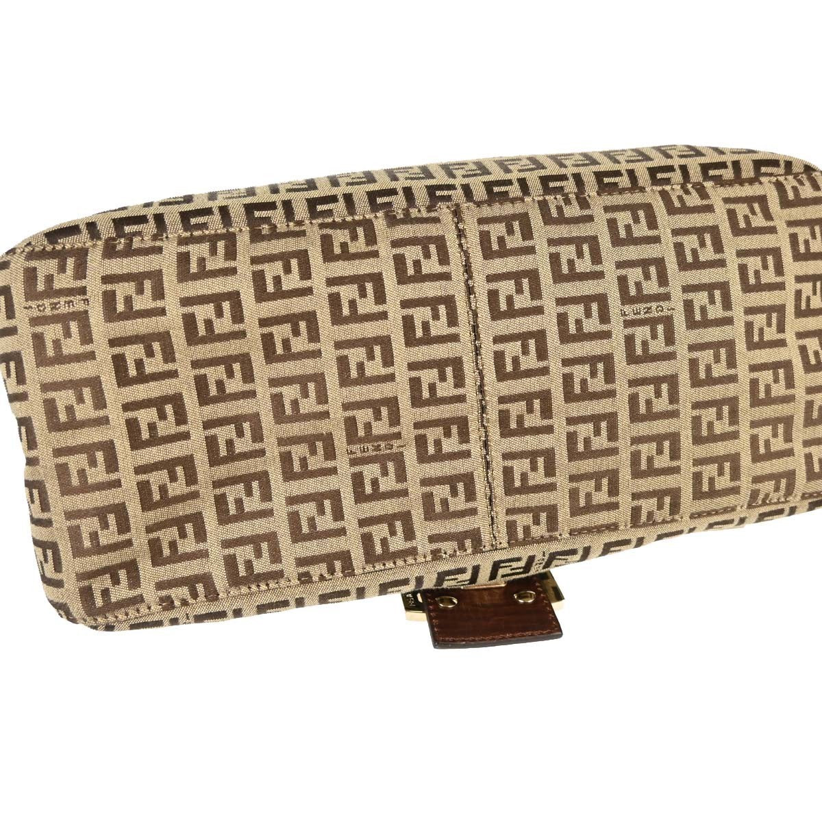 Fendi Mamma Baguette Vintage Shoulder Bag in Brown Zucchino Canvas