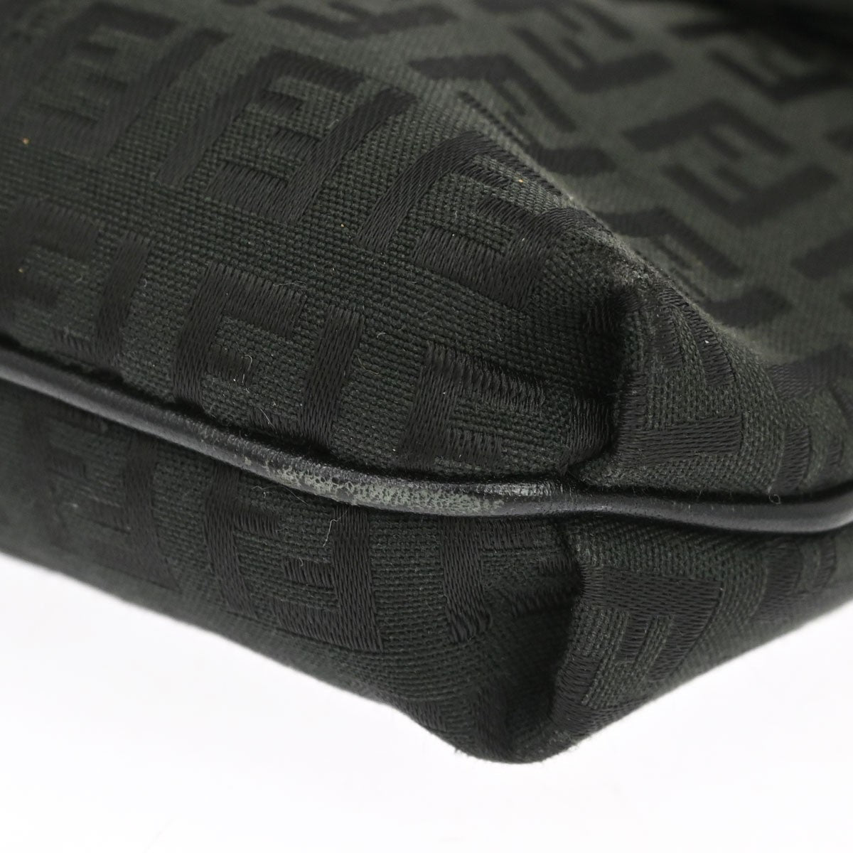 Fendi Zucchino Crossbody Vintage in Black Zucchino Canvas