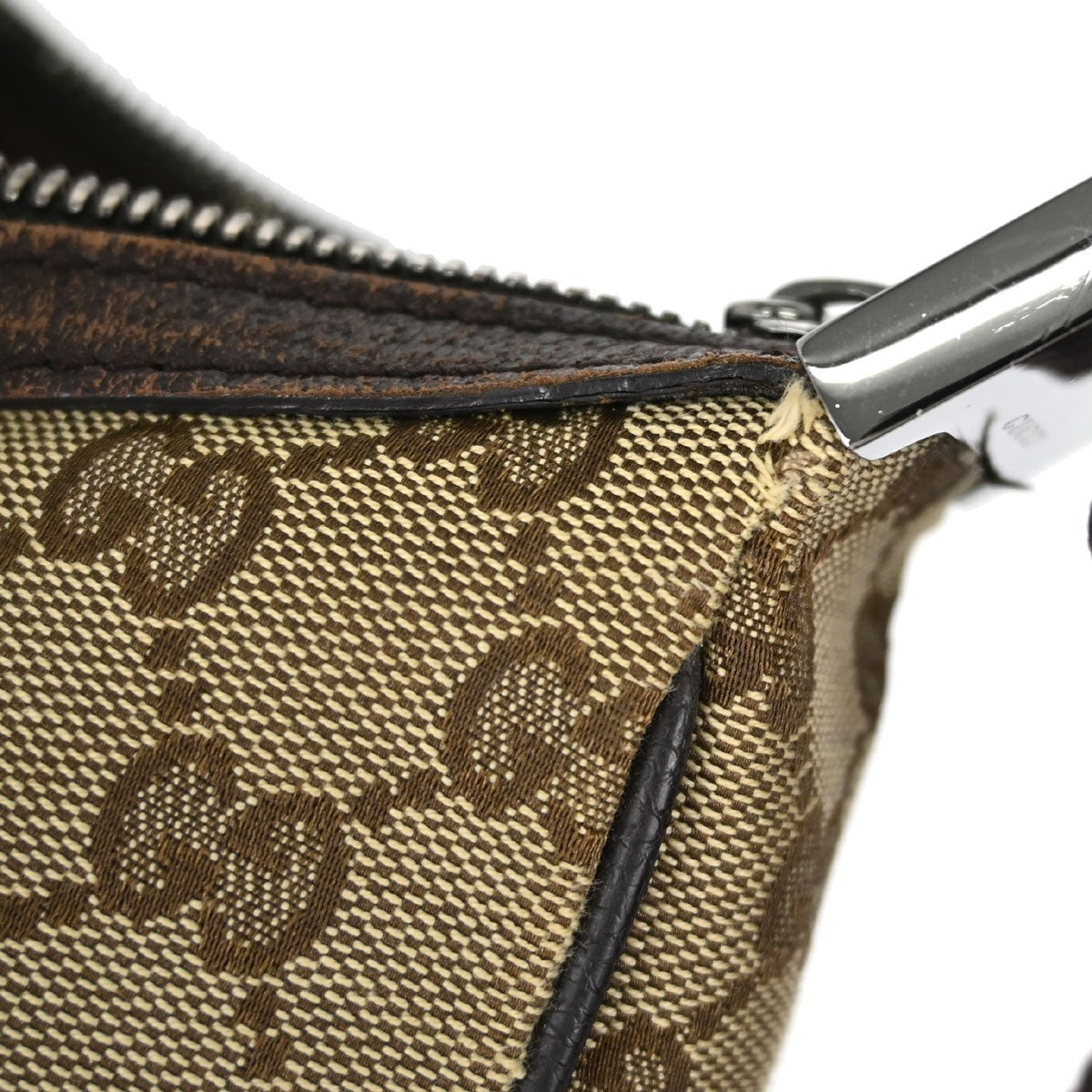 Gucci GG Shoulder Bag Vintage in Brown GG Canvas
