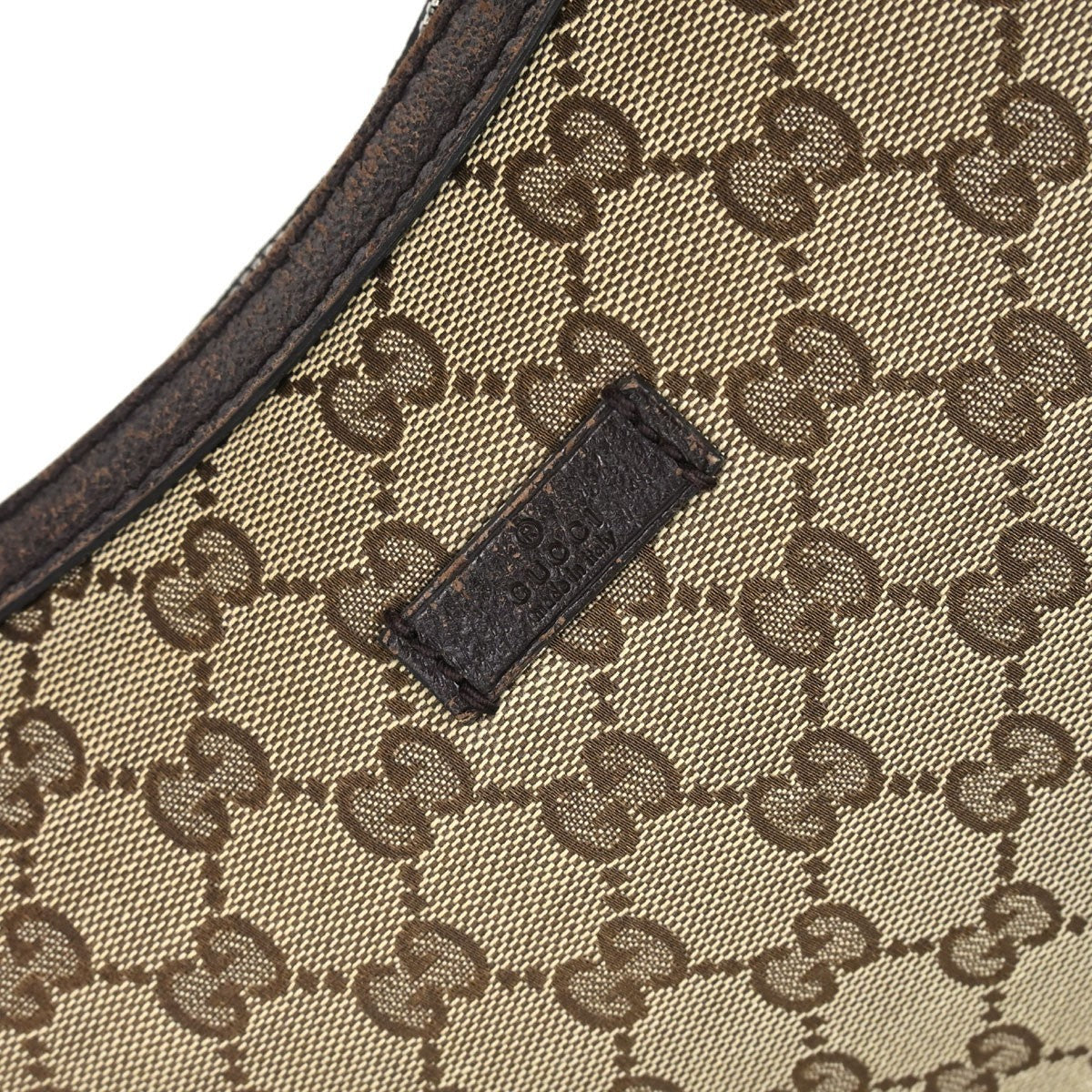 Gucci GG Shoulder Bag Vintage in Brown GG Canvas