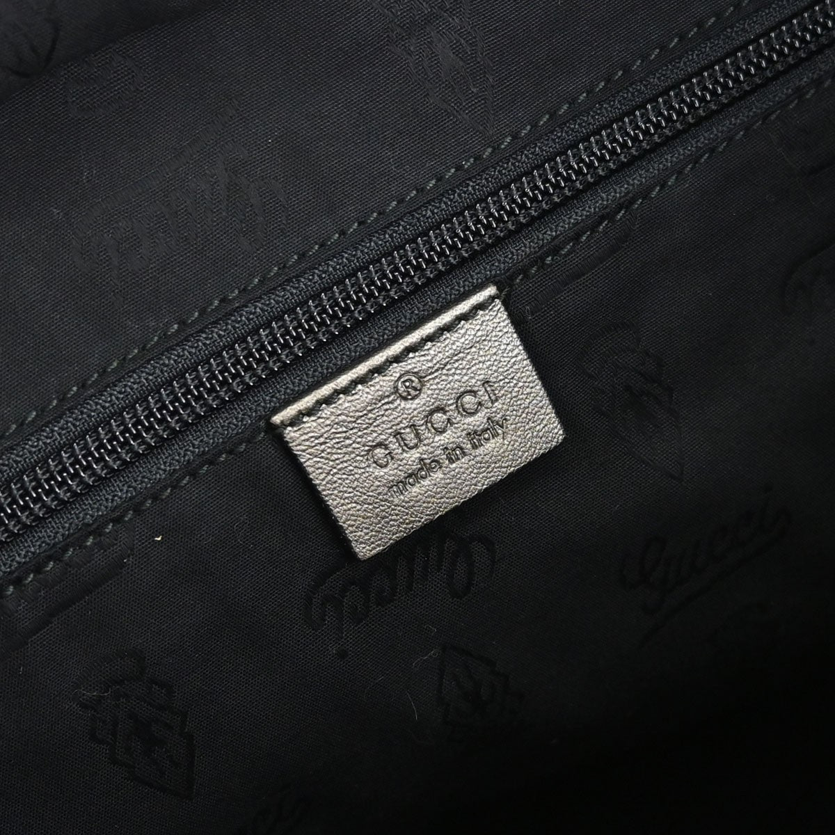 Gucci GG Tote Vintage in Gold GG PVC