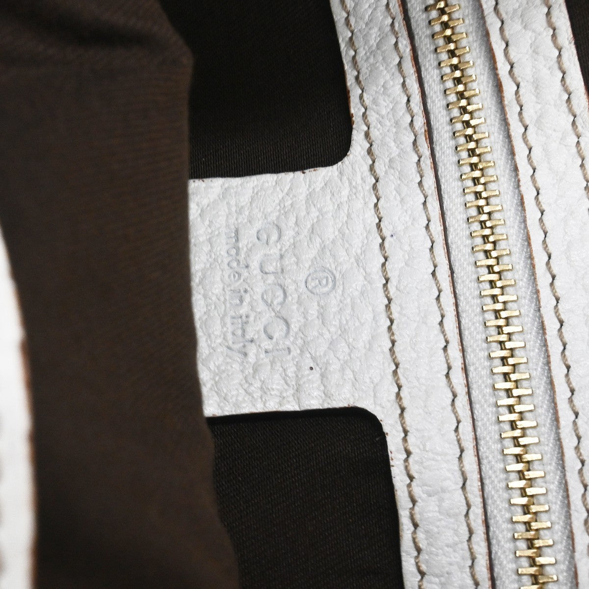 Gucci Horsebit Vintage Shoulder Bag in White Leather