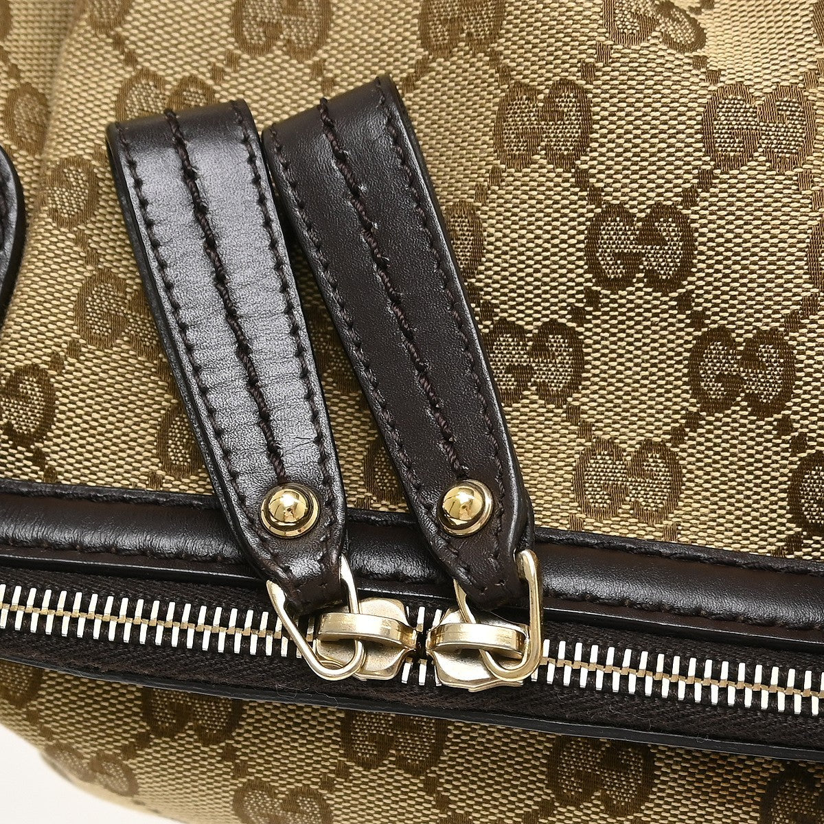 Gucci Sukey 2 in 1 Vintage 2-in-1 Handbag in Beige GG Canvas