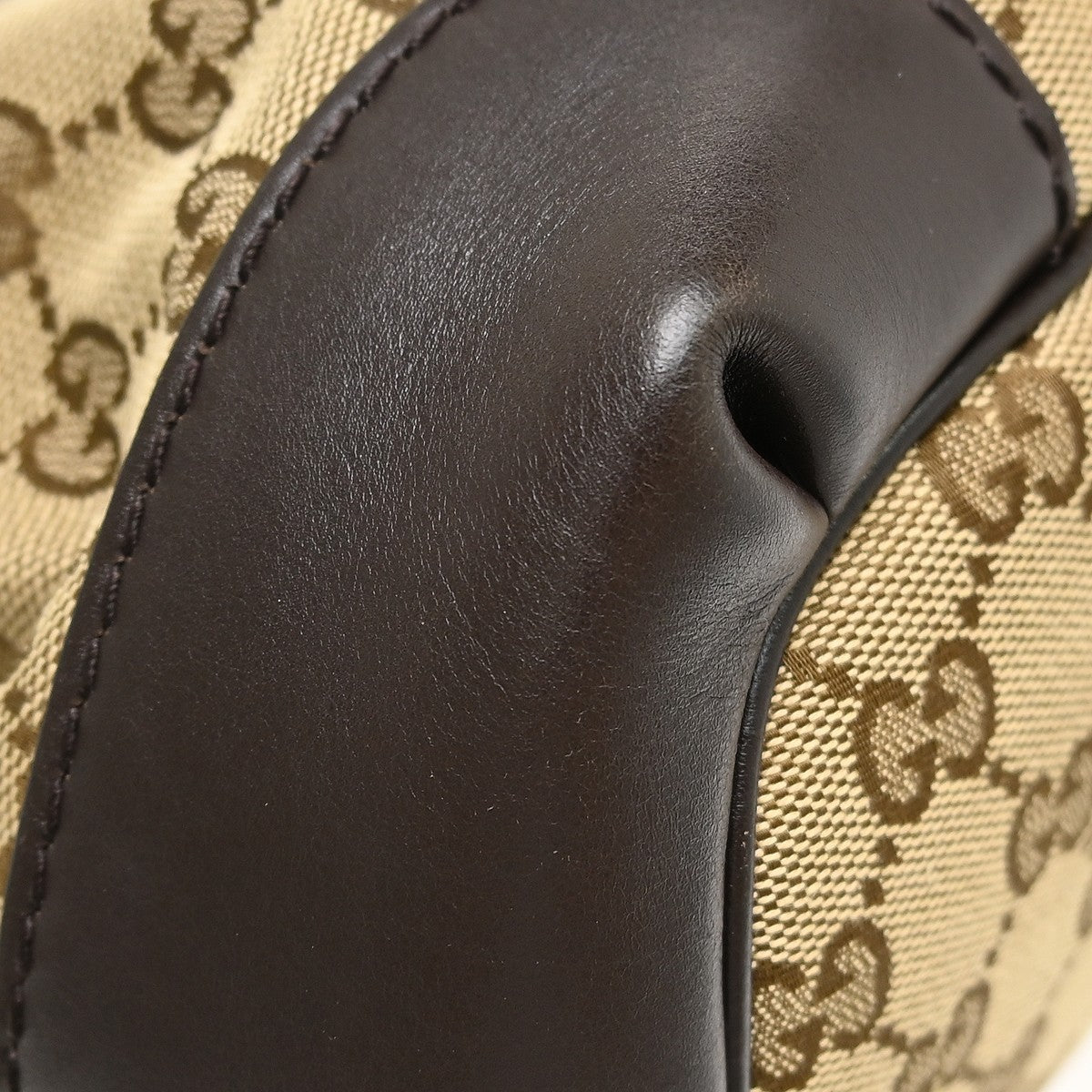 Gucci Sukey 2 in 1 Vintage 2-in-1 Handbag in Beige GG Canvas