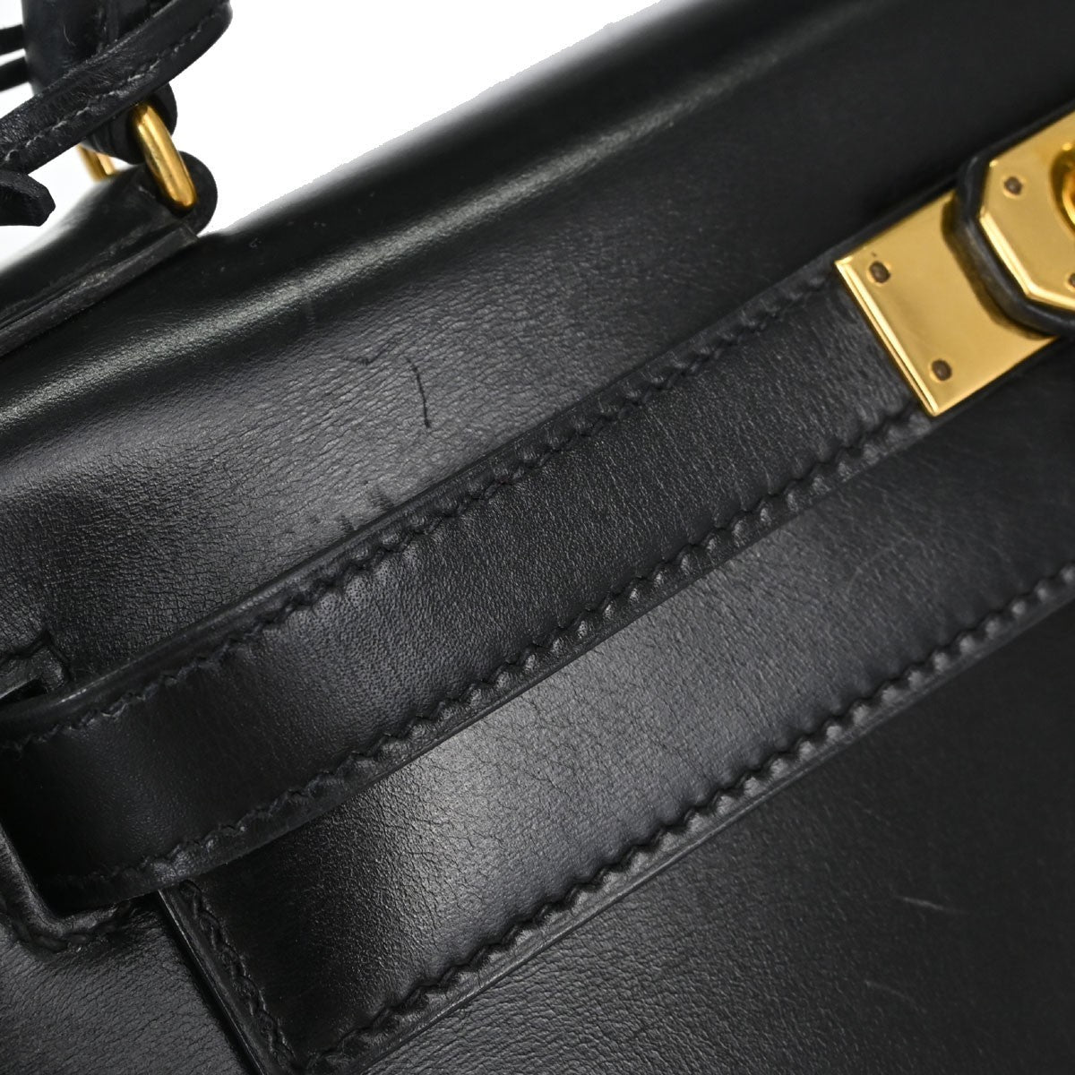 Hermès Kelly 28 Sellier Vintage Handbag in Black Box Calf Leather