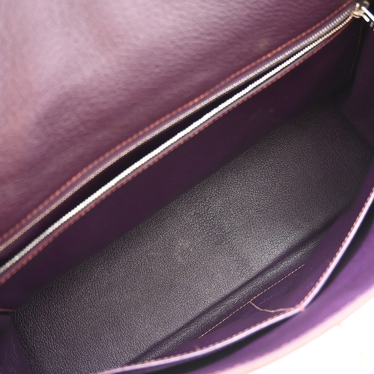 Hermès Kelly 32 Retourne Vintage Handbag in Raisin Purple Taurillon Clemence Leather