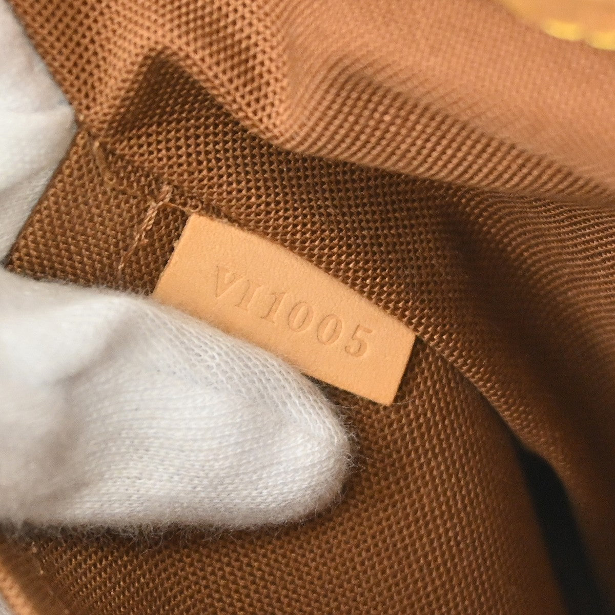 Louis Vuitton Batignolles Vintage Tote Bag in Brown Monogram Canvas