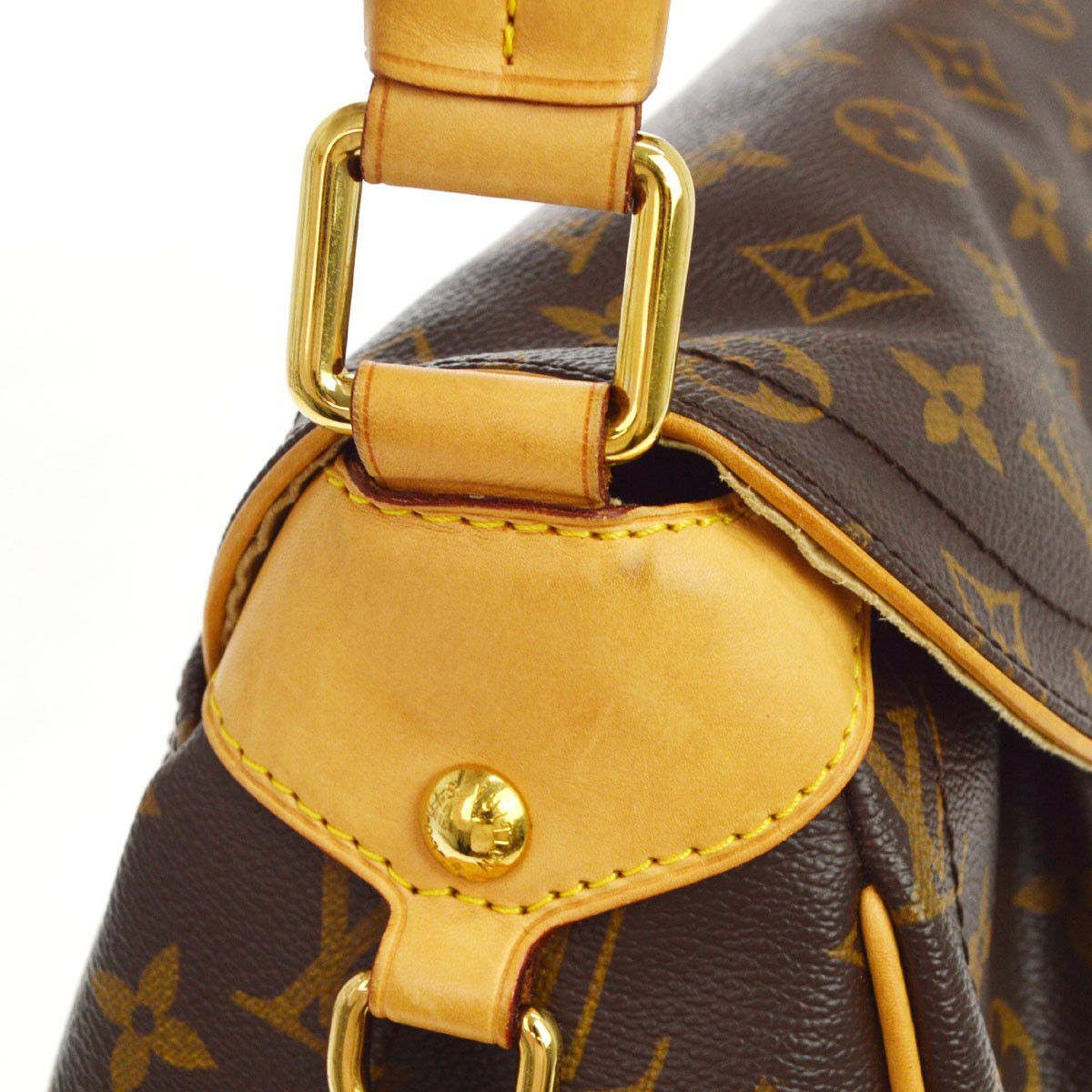 Louis Vuitton Beverly MM Vintage Handbag in Brown Monogram Canvas