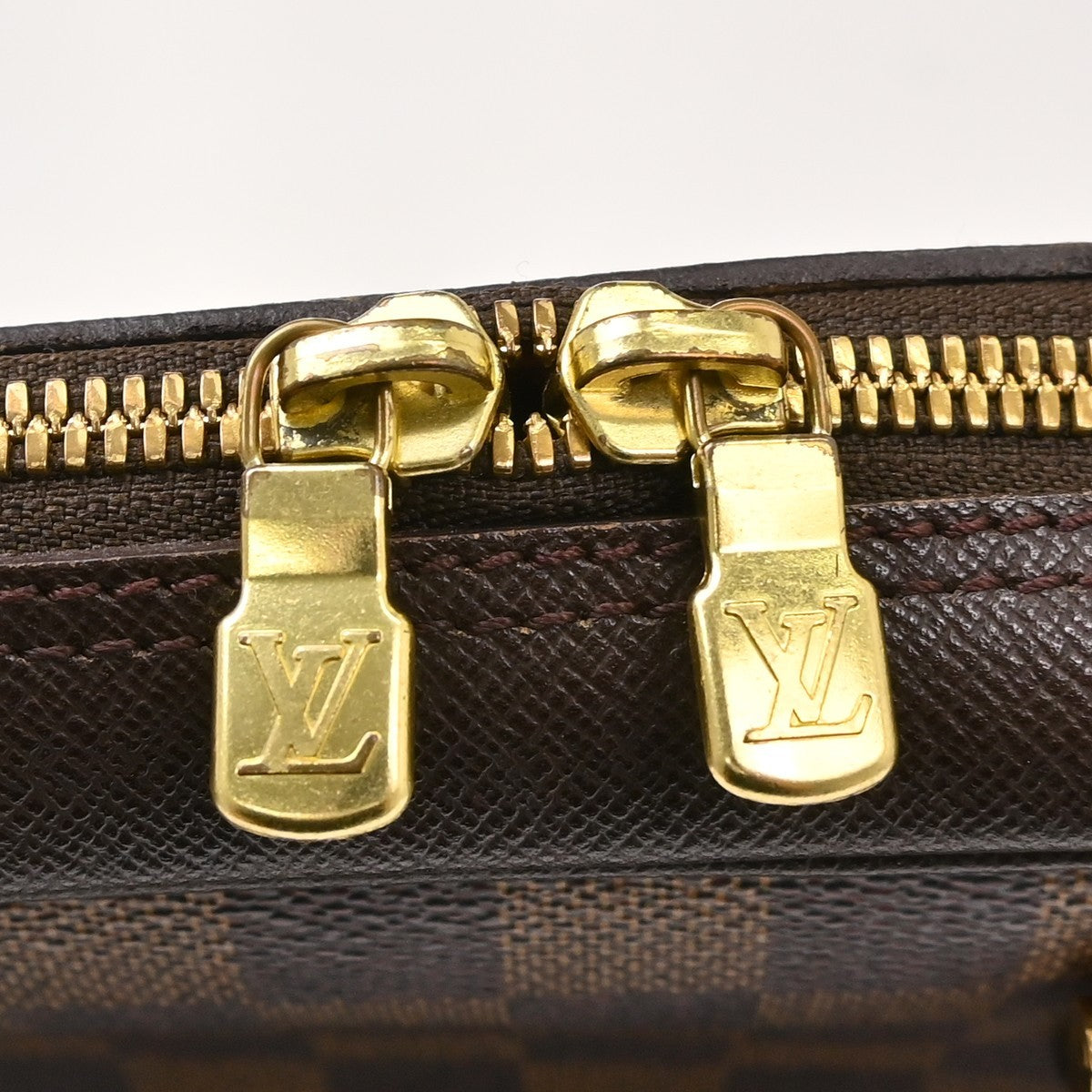 Louis Vuitton Brera Vintage Handbag in Brown Damier Ebène Canvas