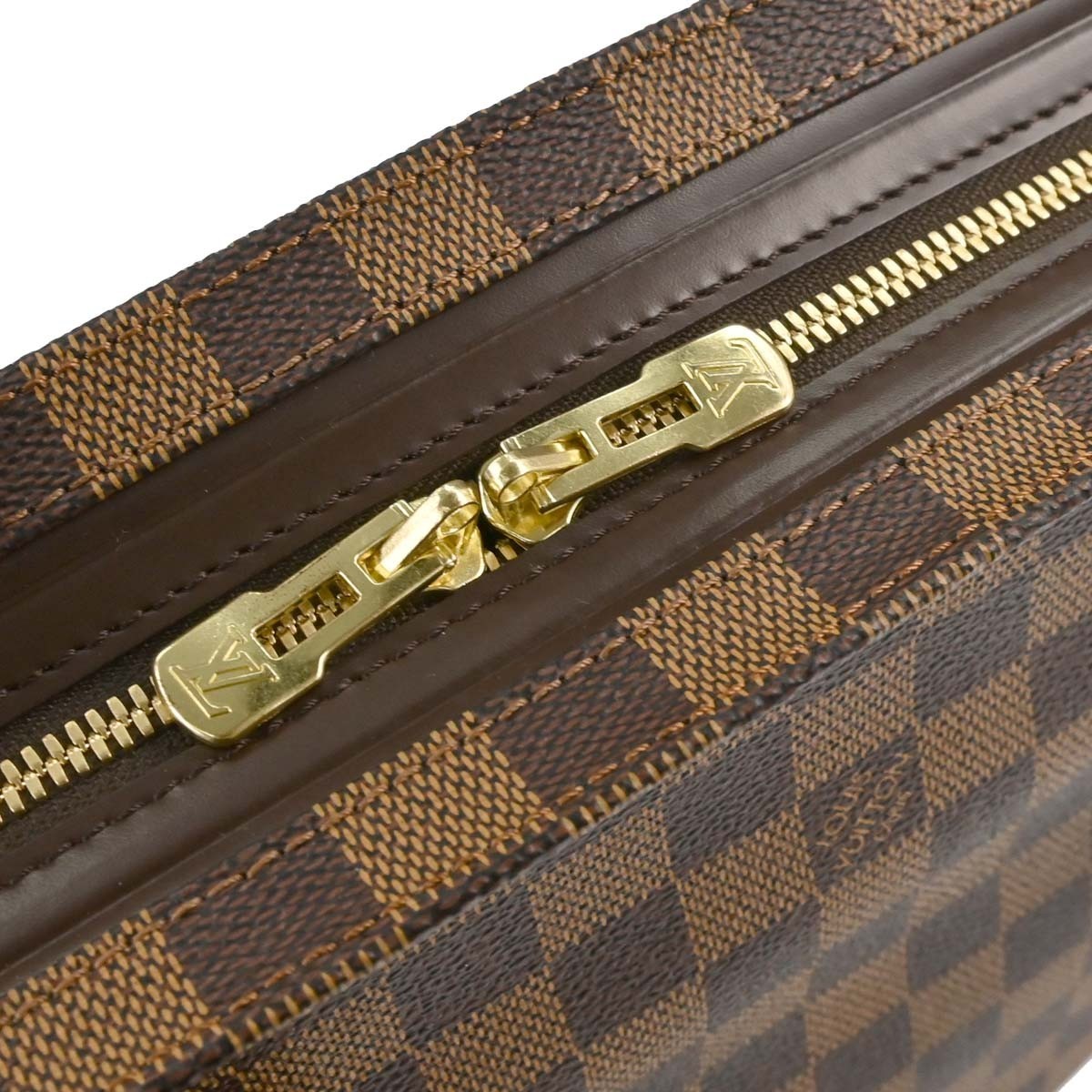 Louis Vuitton Chelsea Vintage Tote Bag in Brown Damier Ebène Canvas