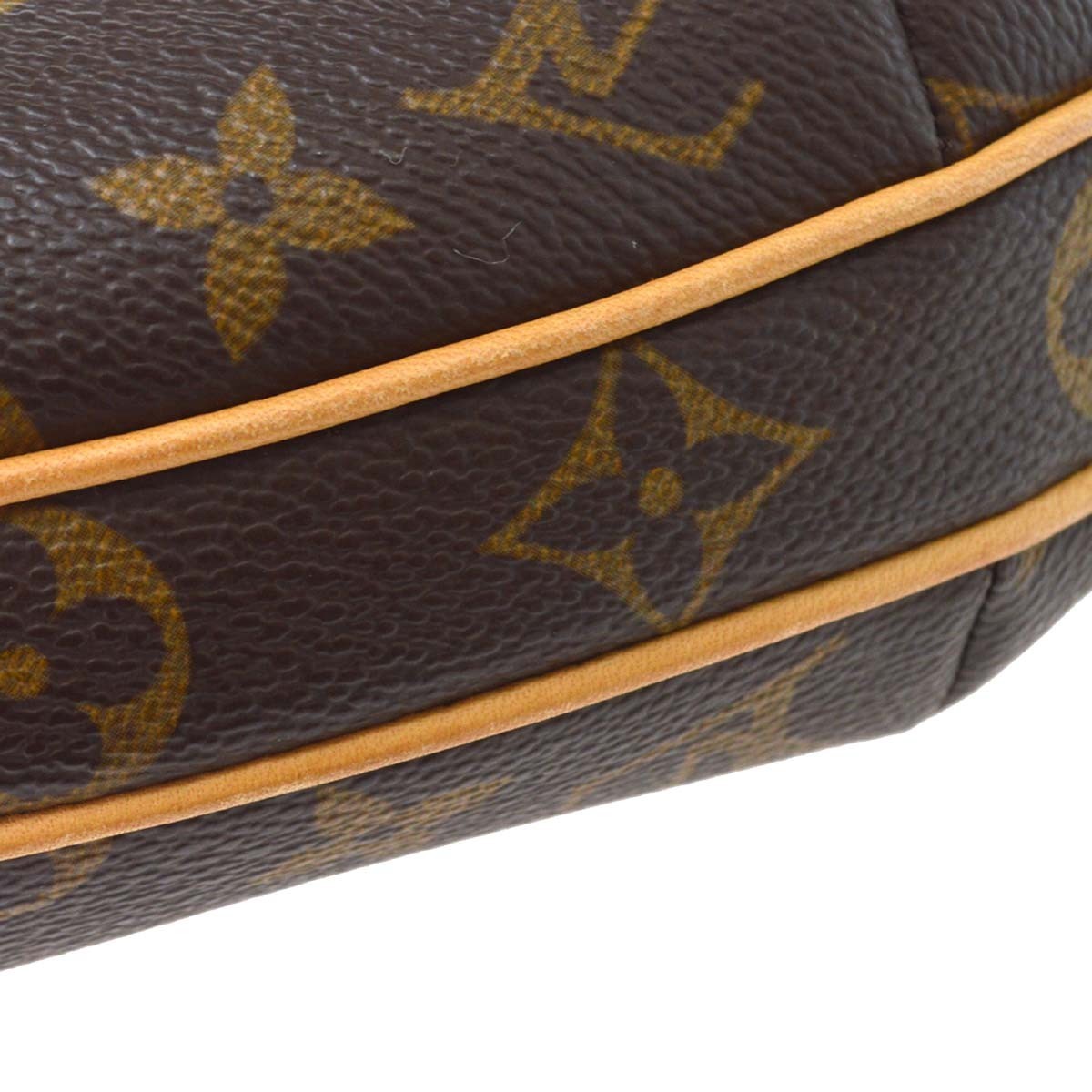 Louis Vuitton Croissant PM Vintage Shoulder Bag in Brown Monogram Canvas