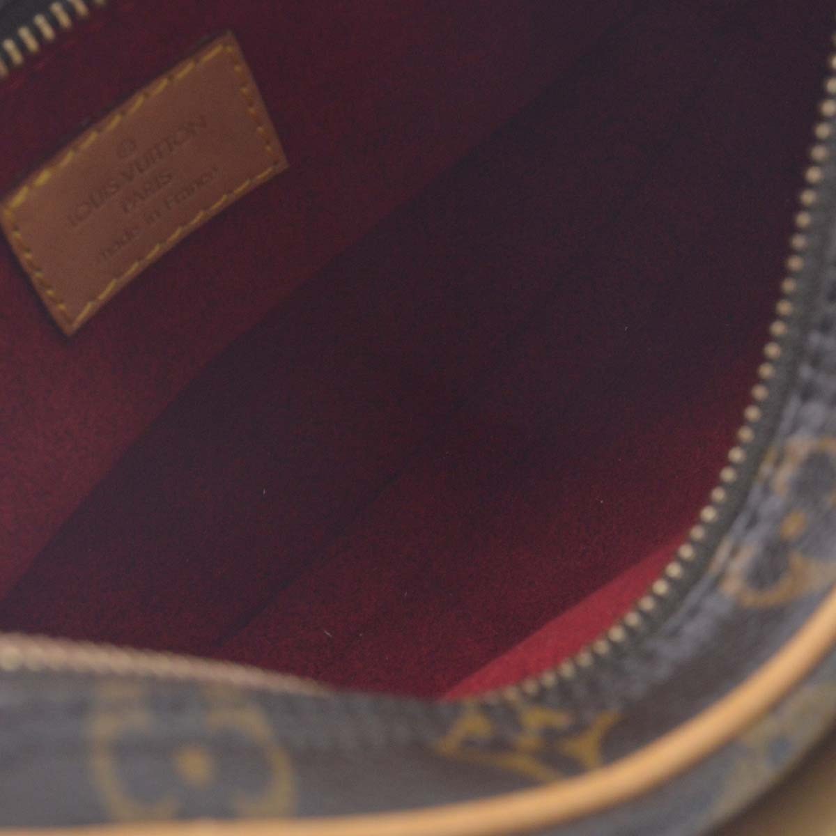 Louis Vuitton Croissant PM Vintage Shoulder Bag in Brown Monogram Canvas