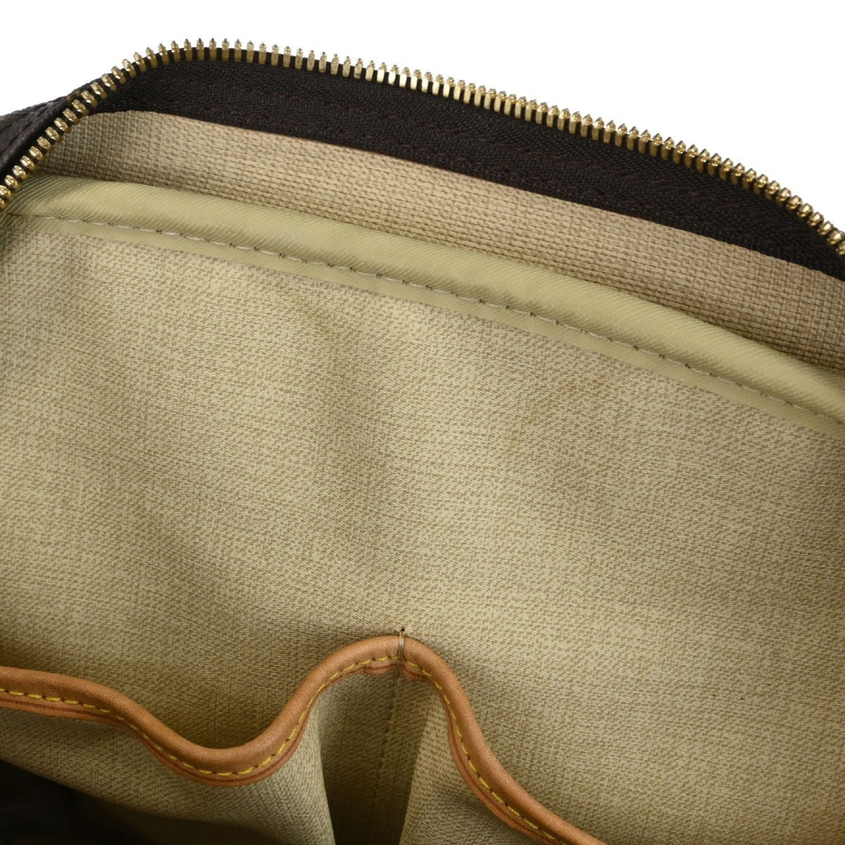 Louis Vuitton Deauville Vintage Handbag in Brown Monogram Canvas
