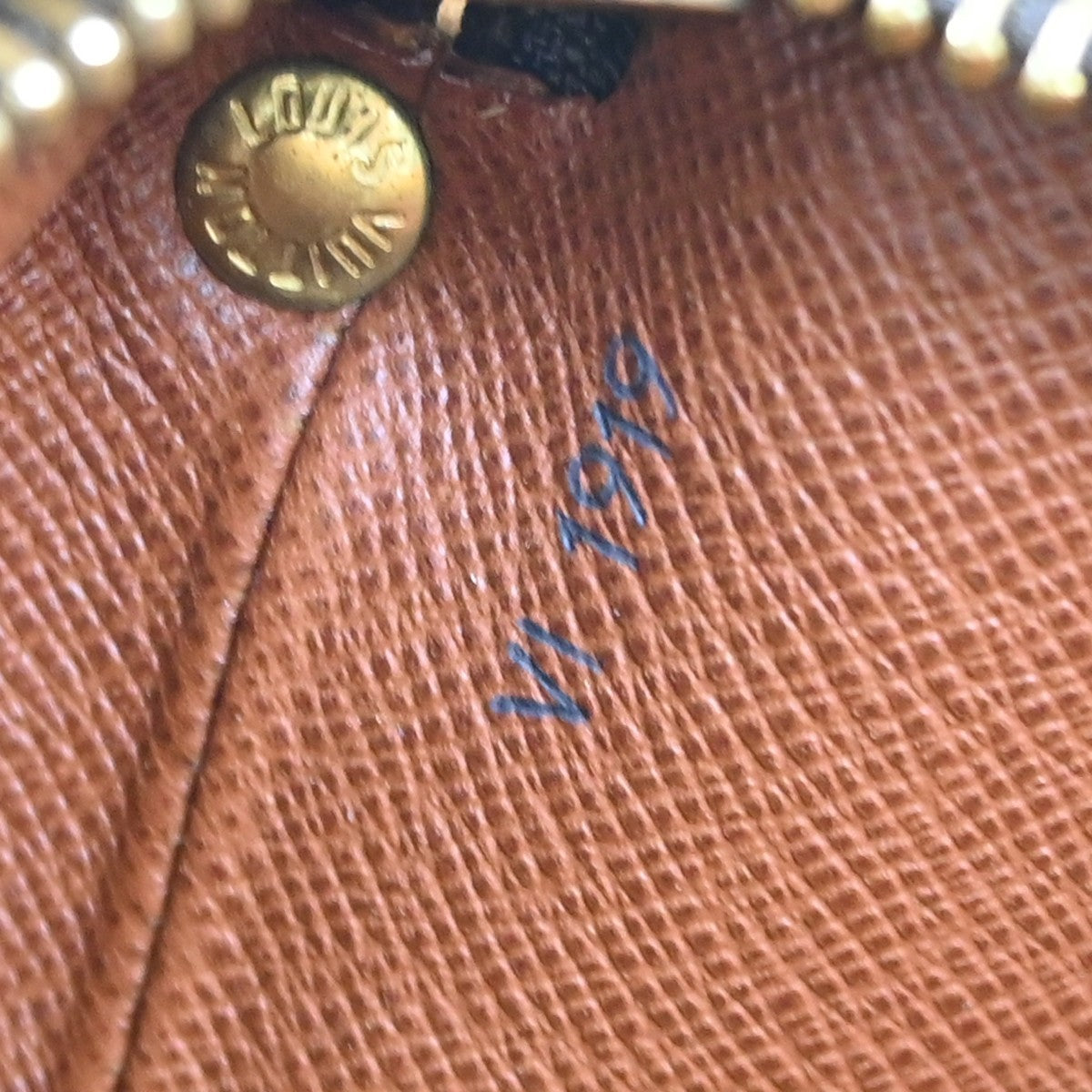 Louis Vuitton Drouot Vintage Crossbody Bag in Brown Monogram Canvas