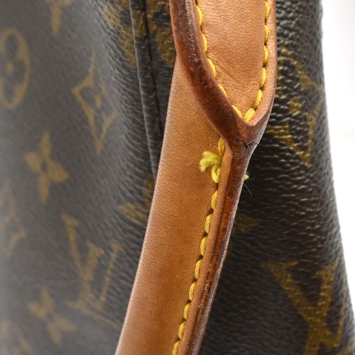 Louis Vuitton Looping GM Vintage Shoulder Bag in Brown Leather