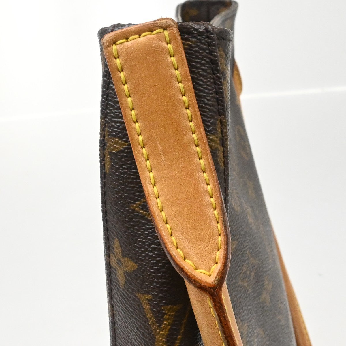 Louis Vuitton Looping GM Vintage Shoulder Bag in Brown Monogram Canvas