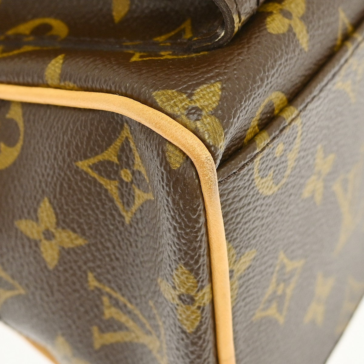 Louis Vuitton Manhattan PM Vintage Handbag in Brown Monogram Canvas