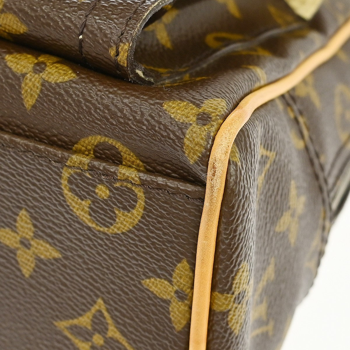Louis Vuitton Manhattan PM Vintage Handbag in Brown Monogram Canvas