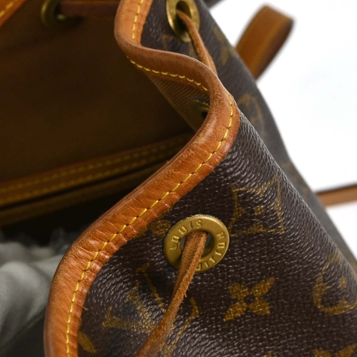 Louis Vuitton Montsouris MM Vintage Backpack in Brown Monogram Canvas