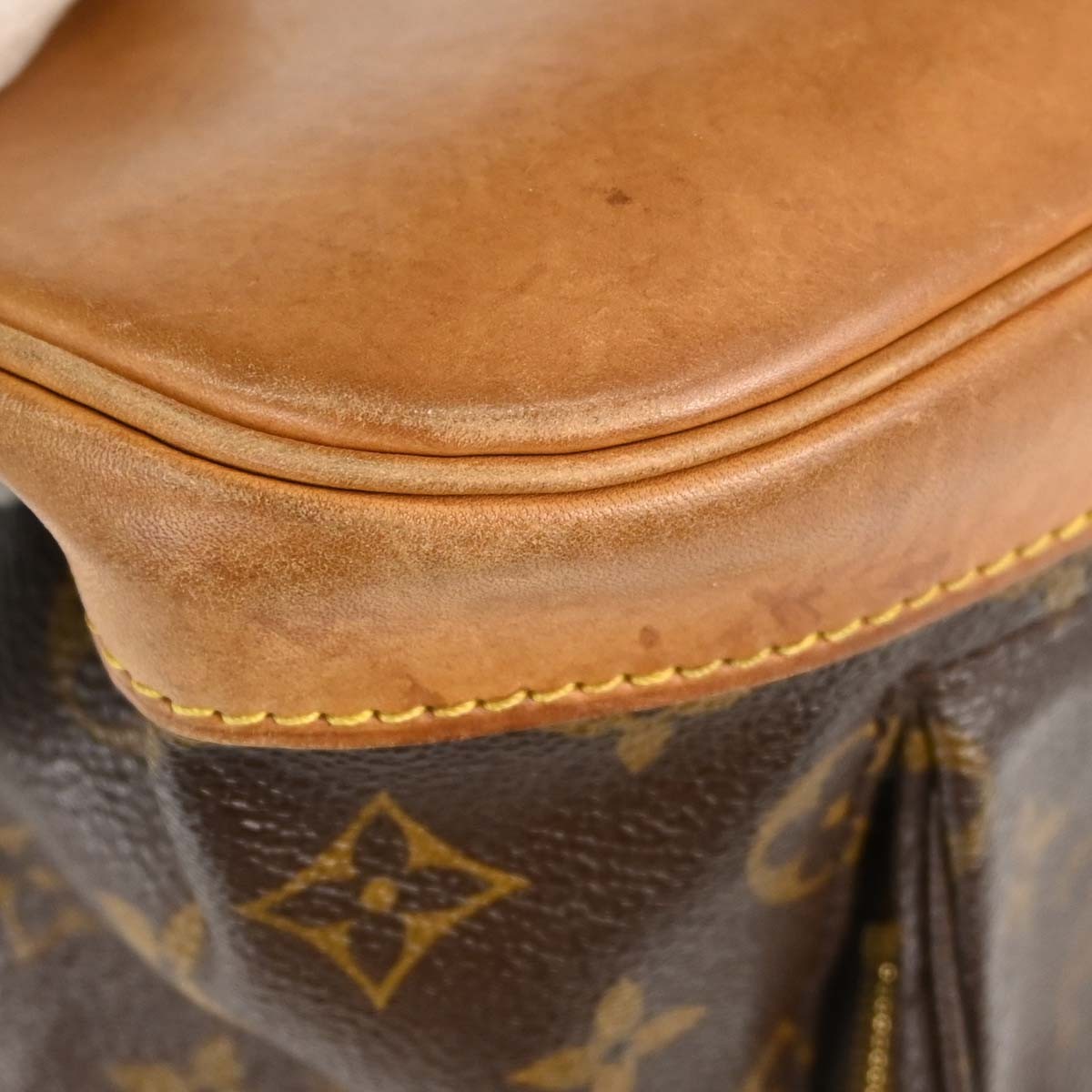 Louis Vuitton Montsouris MM Vintage Backpack in Brown Monogram Canvas