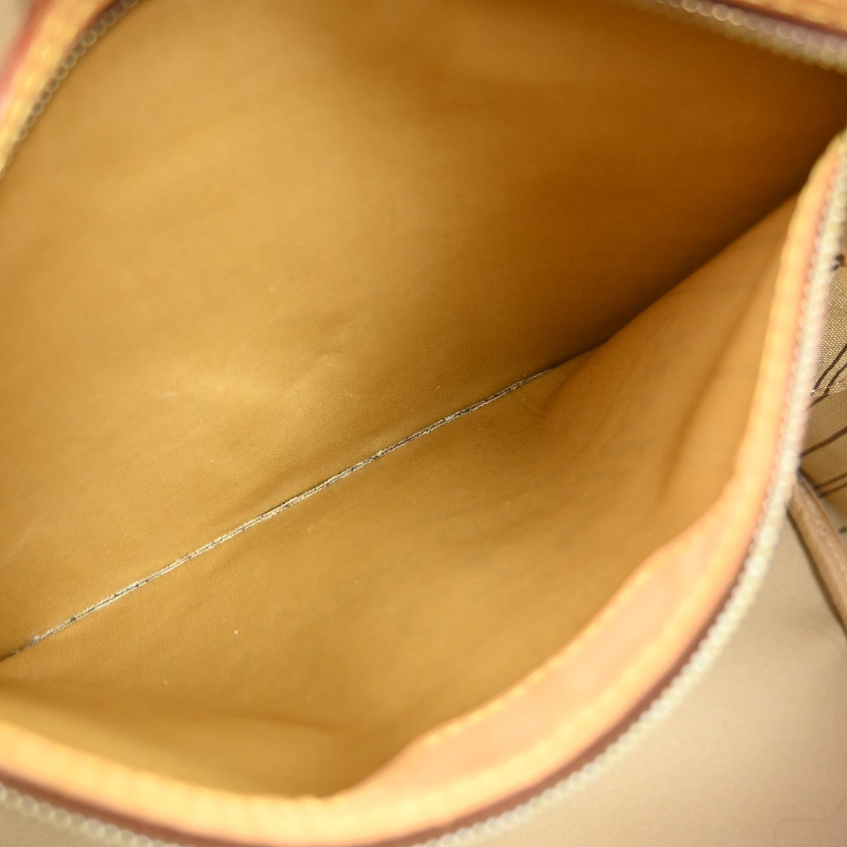 Louis Vuitton Neverfull MM Vintage Tote Bag in Brown Monogram Canvas