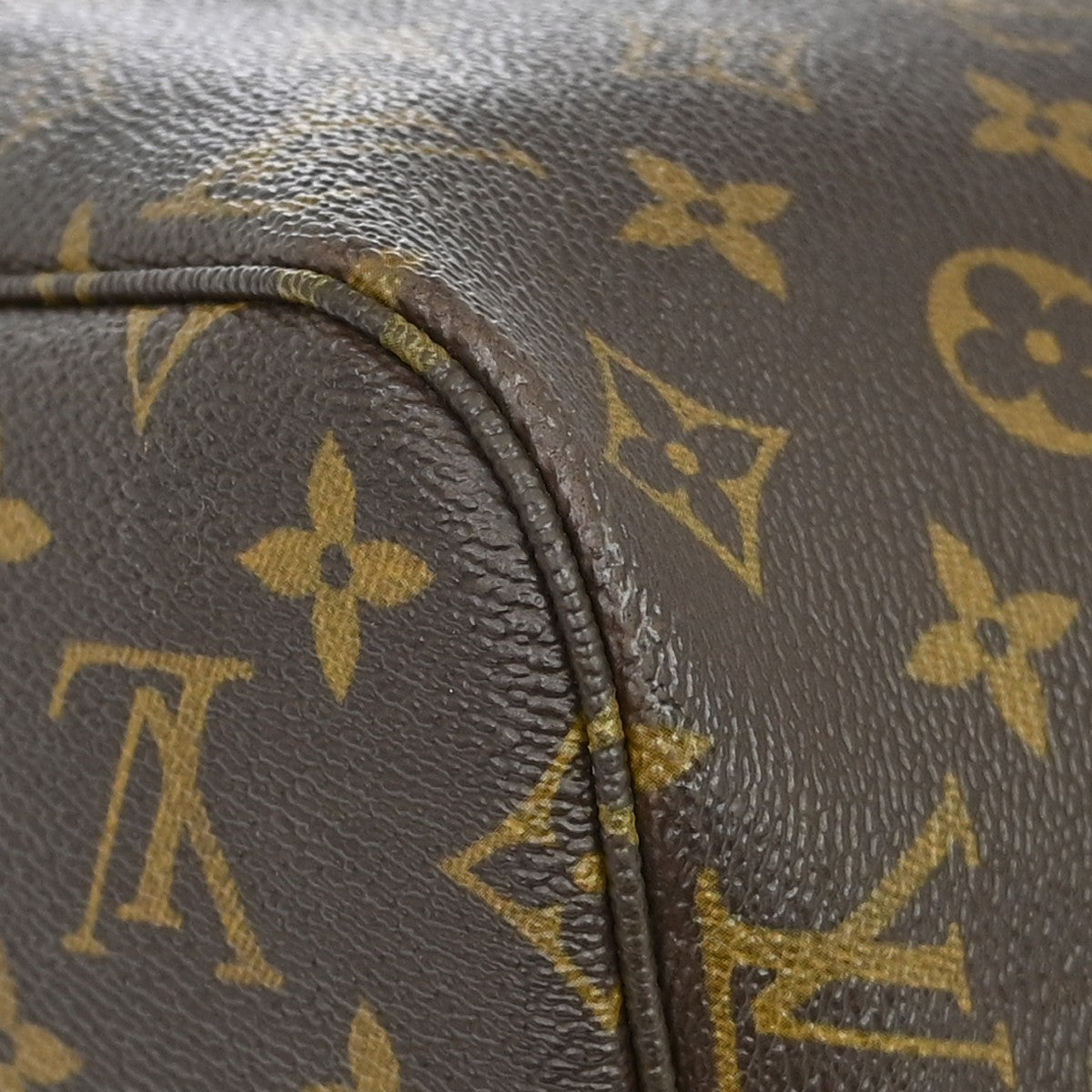 Louis Vuitton Neverfull MM Vintage Tote Bag in Brown Monogram Canvas