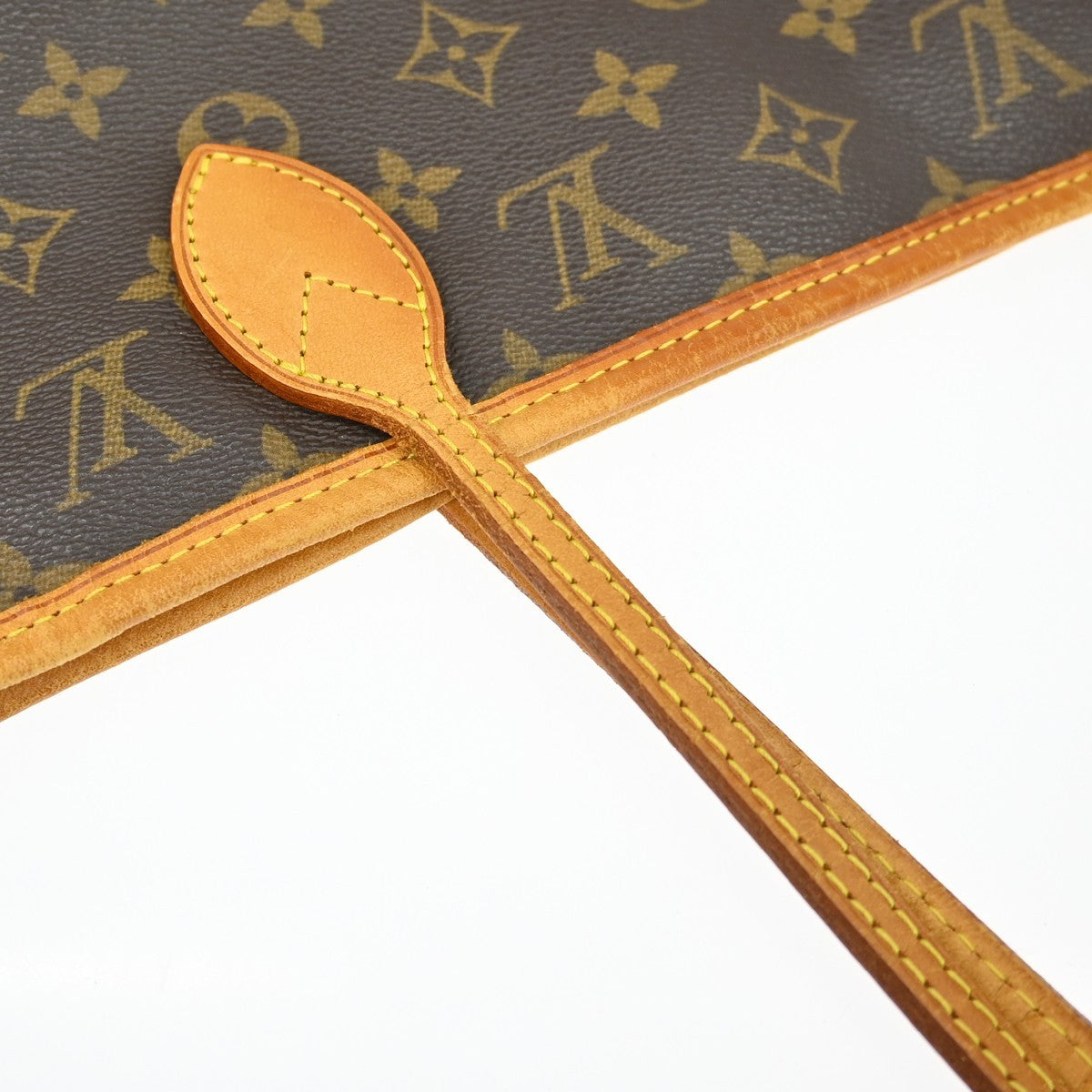 Louis Vuitton Neverfull MM Vintage Tote Bag in Brown Monogram Canvas