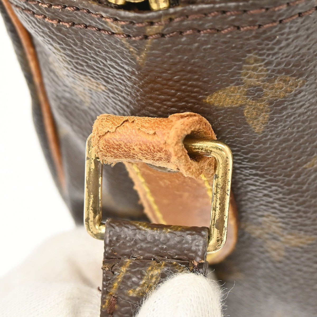 Louis Vuitton Nile Vintage Crossbody Bag in Brown Monogram Canvas