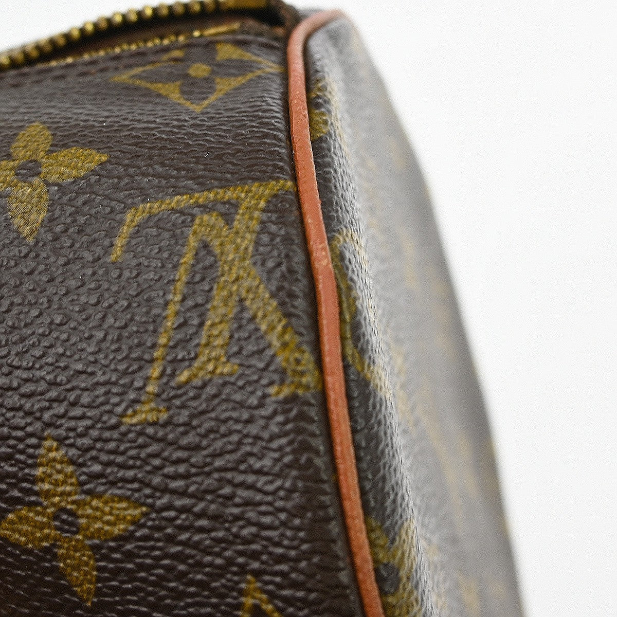 Louis Vuitton Papillon 26 Vintage Handbag in Brown Monogram Canvas