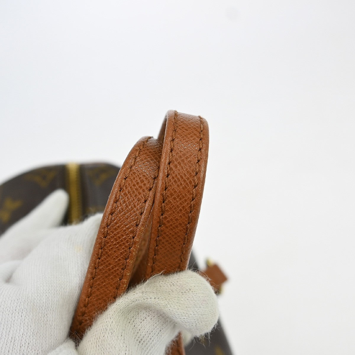 Louis Vuitton Papillon 26 Vintage Handbag in Brown Monogram Canvas