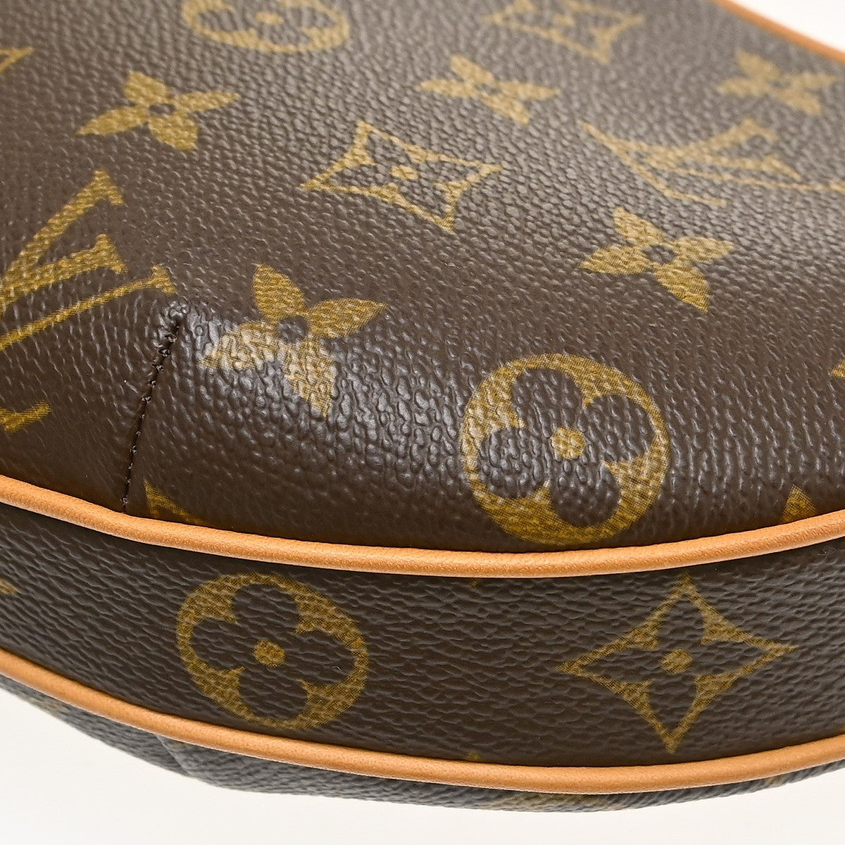 Louis Vuitton Pochette Croissant Vintage Handbag in Brown Monogram Canvas