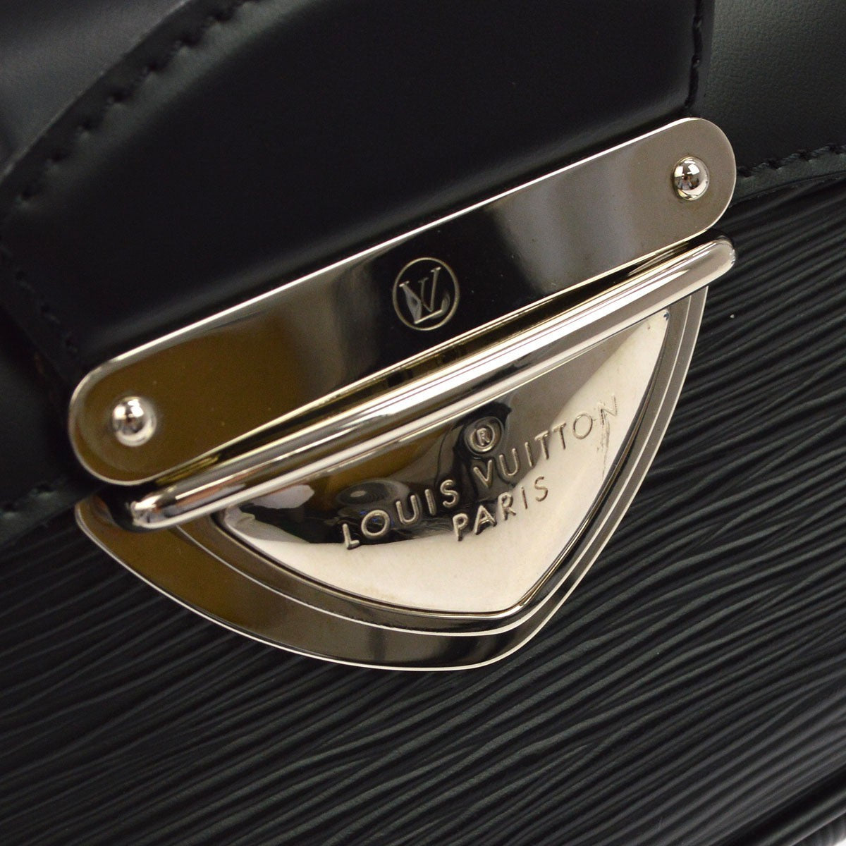 Louis Vuitton Pochette Montaigne Vintage Pochette in Black Epi Leather